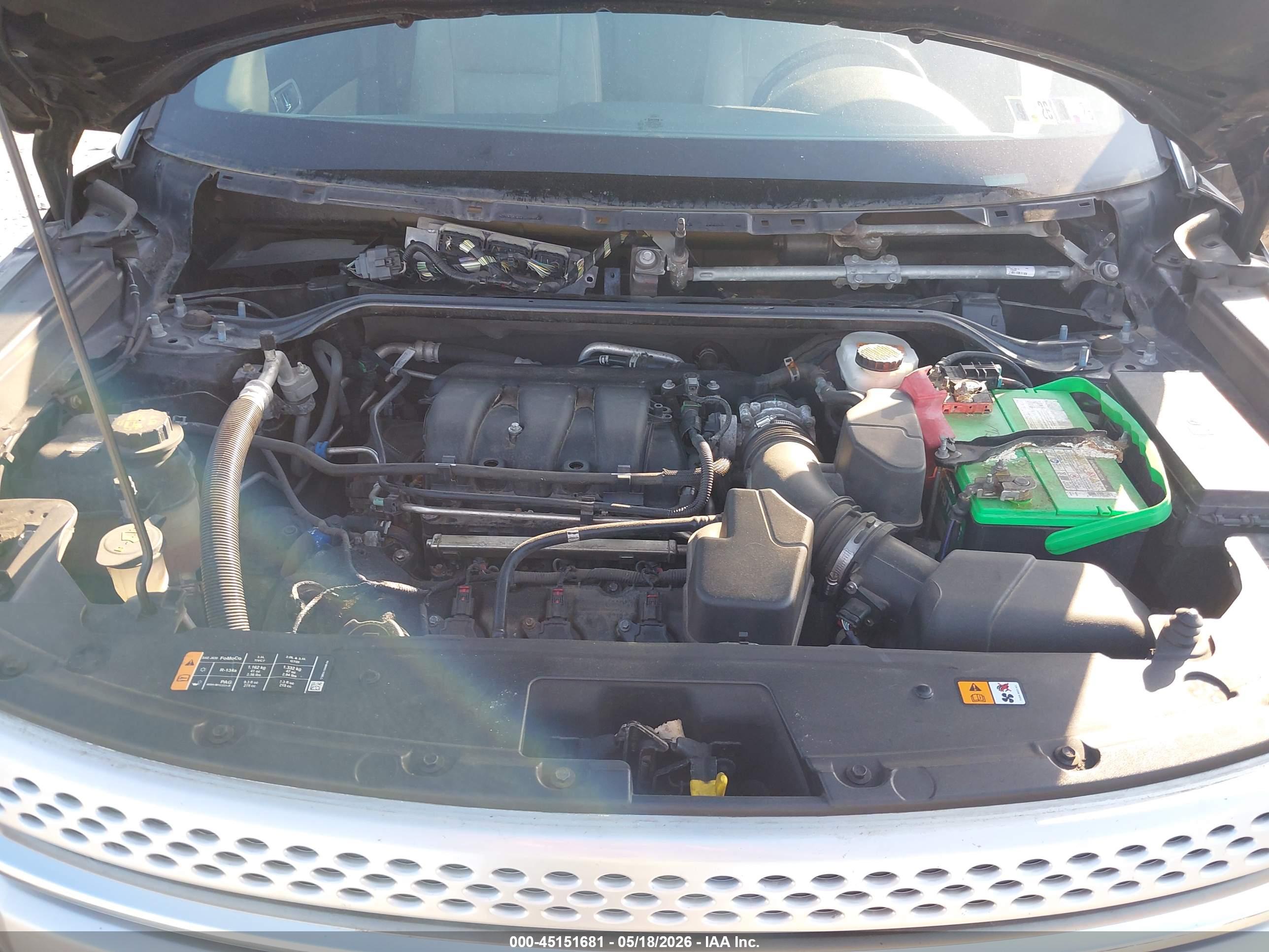 FORD EXPLORER image 10