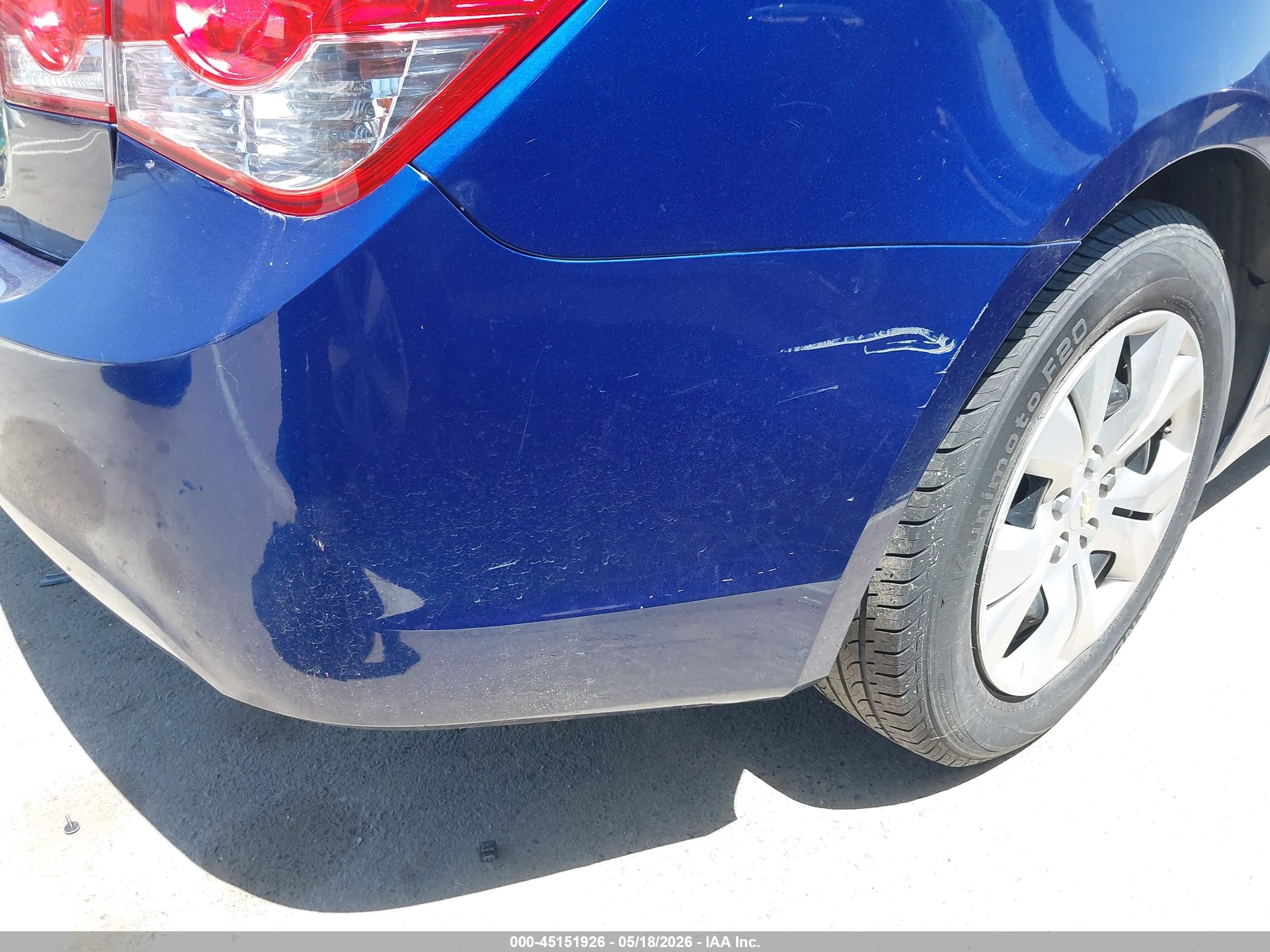 CHEVROLET CRUZE image 6