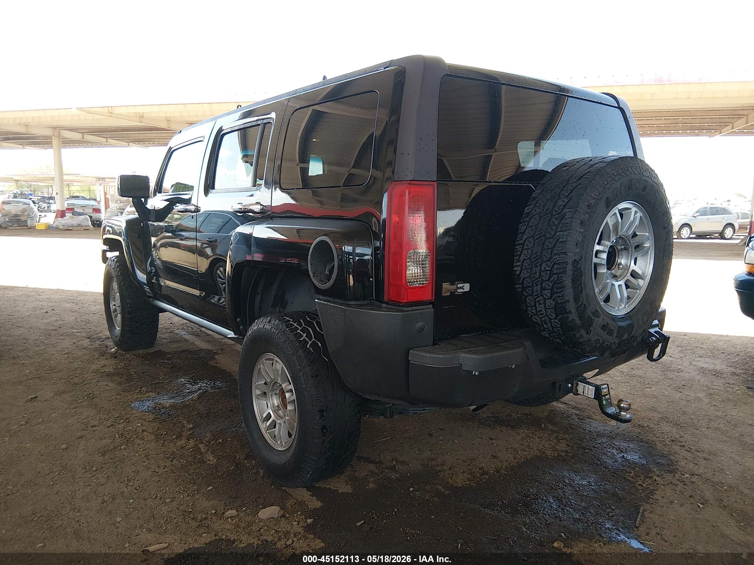 HUMMER H3 image 3