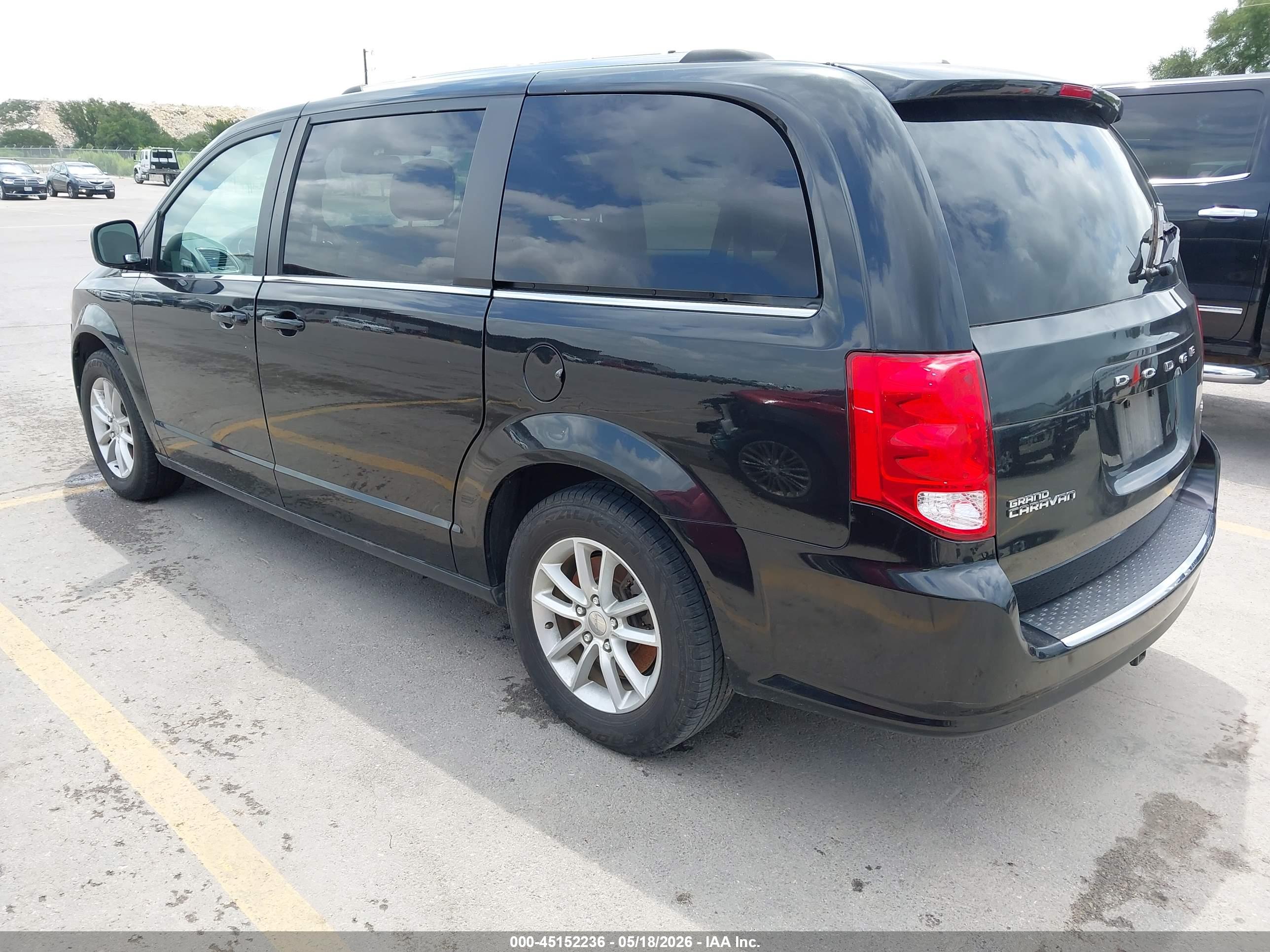 DODGE GRAND image 3