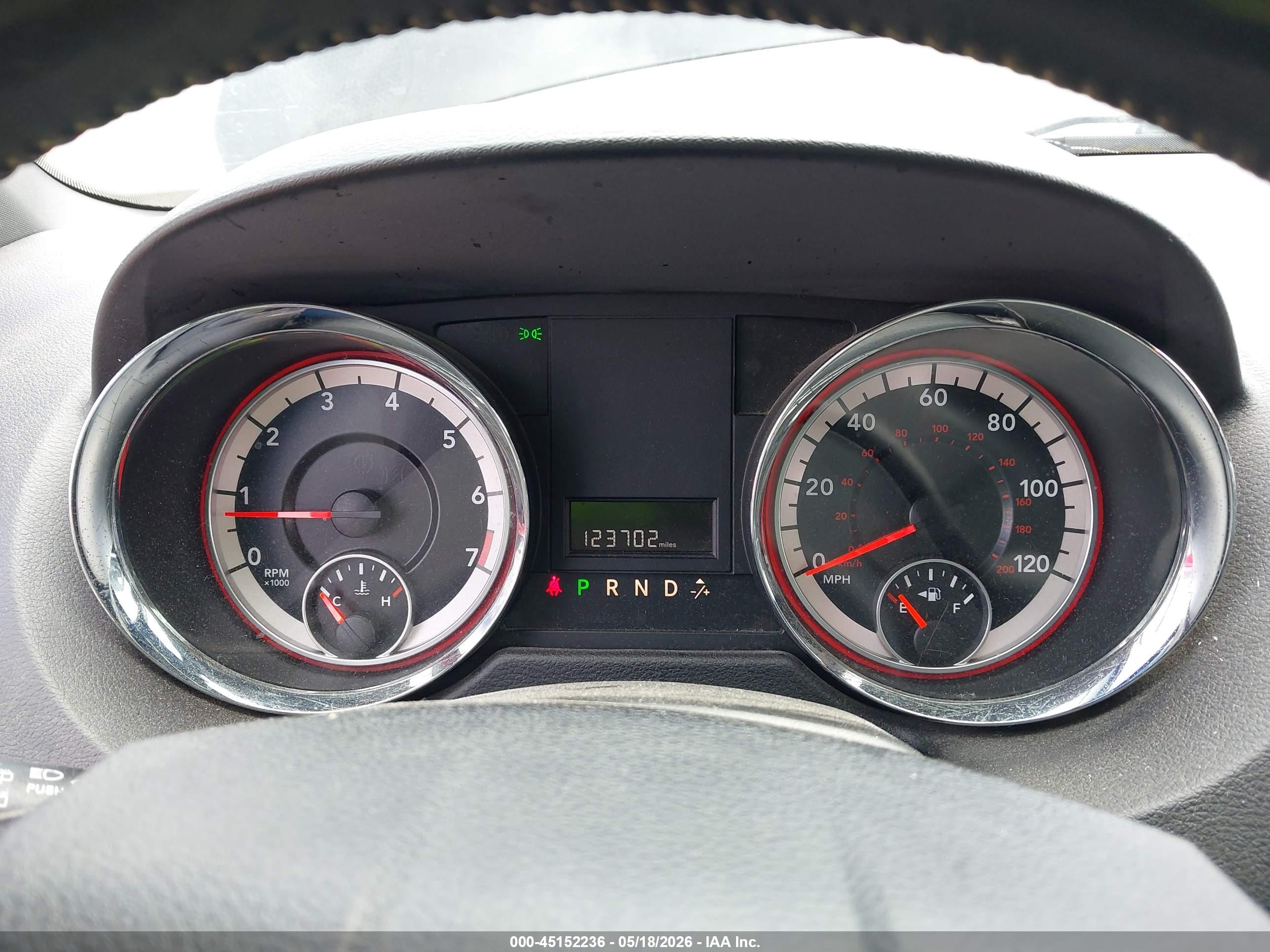 DODGE GRAND image 7