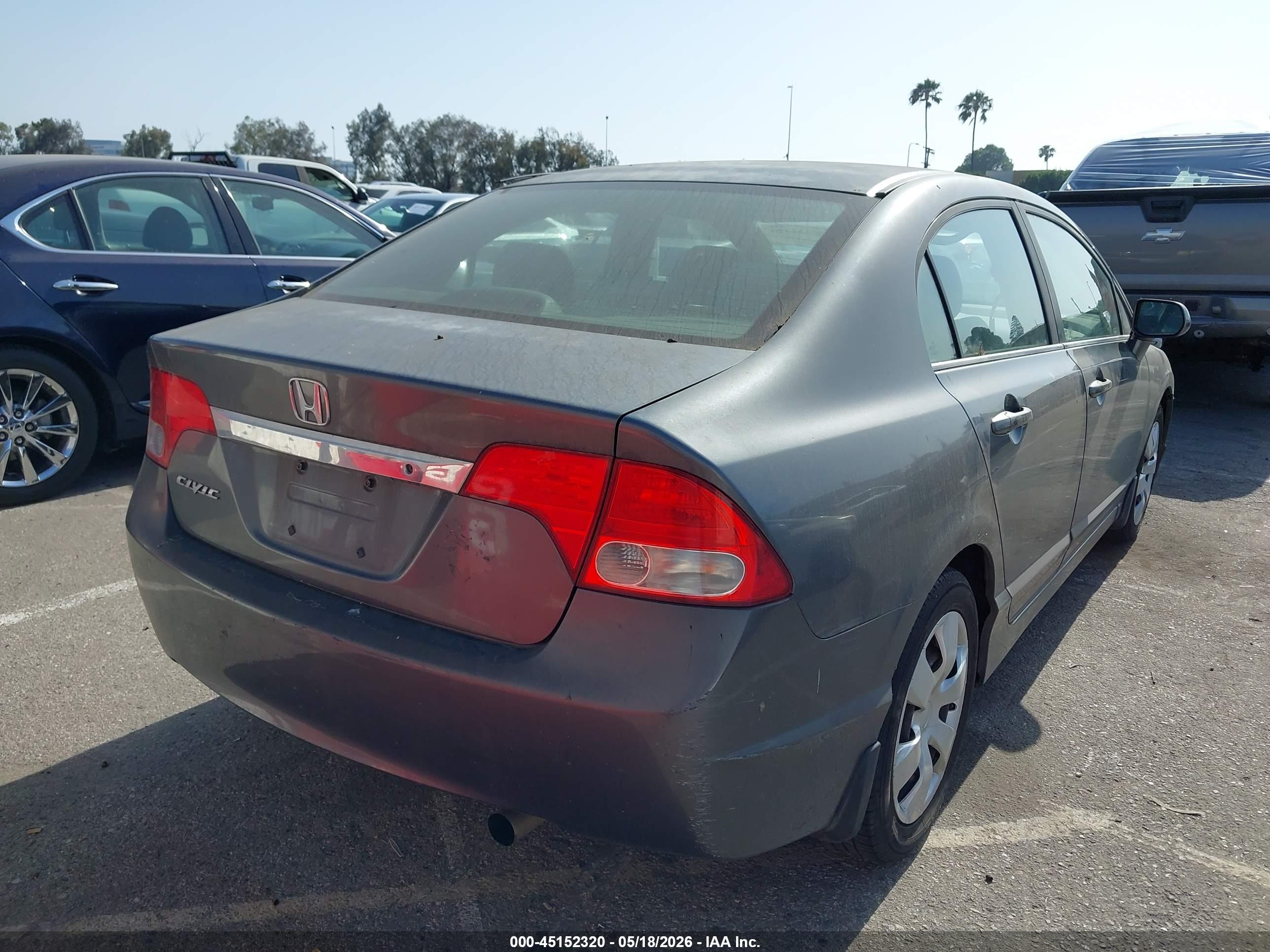 HONDA CIVIC image 4