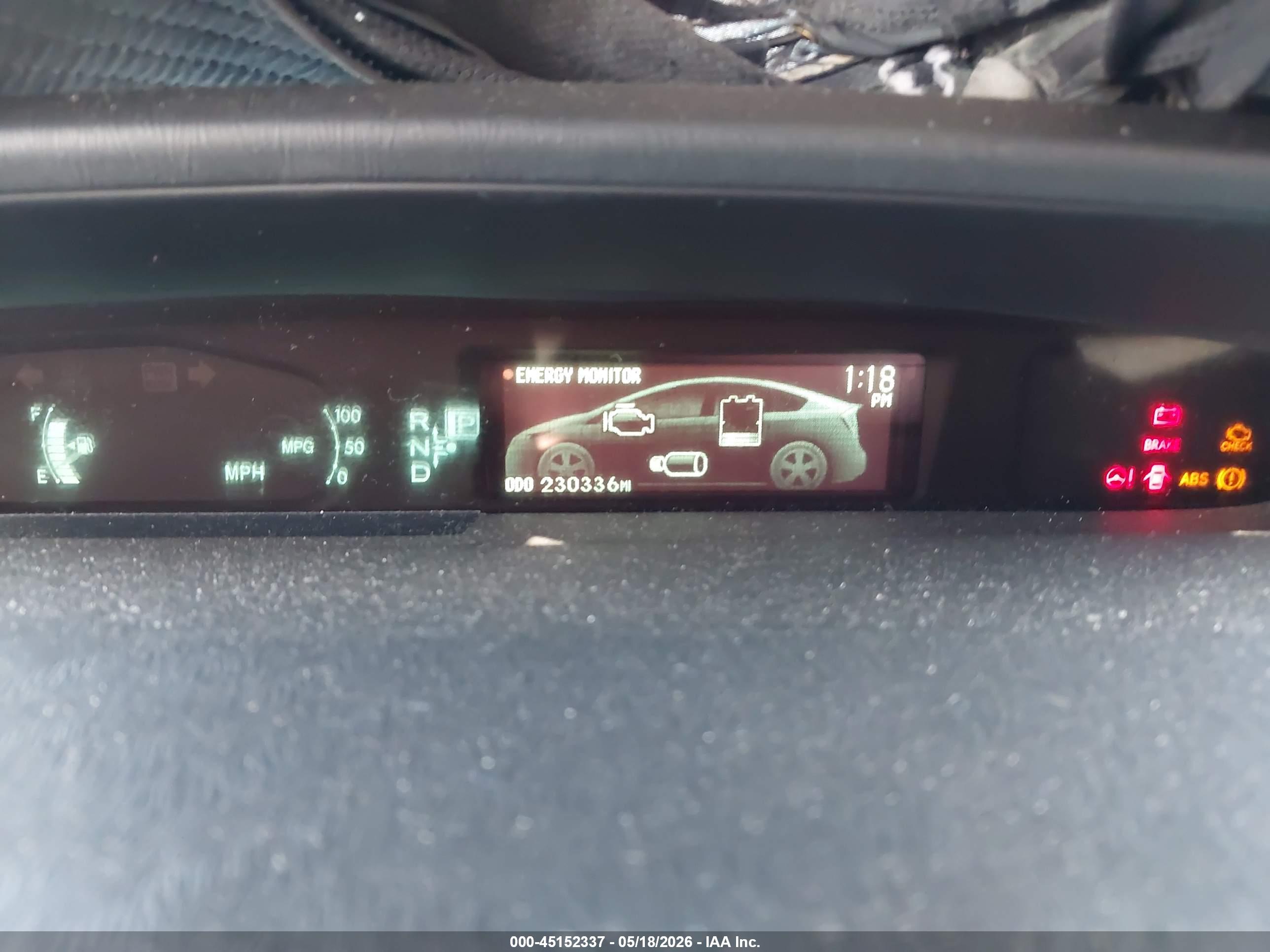 TOYOTA PRIUS image 7