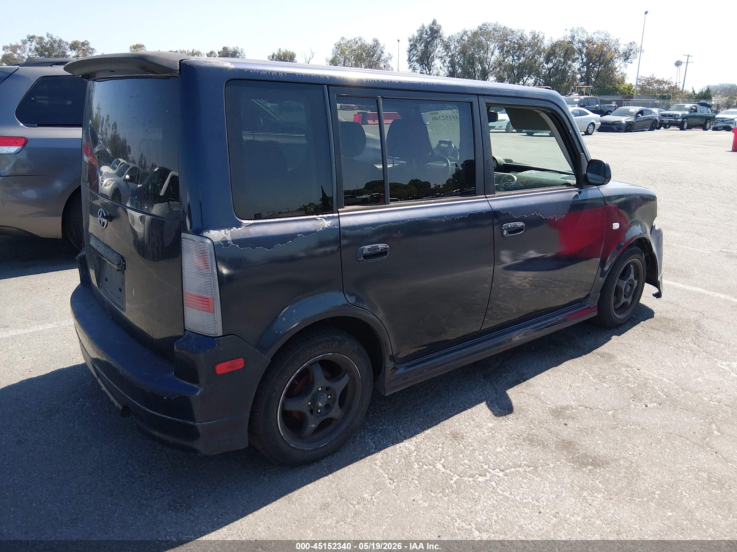 SCION XB image 4
