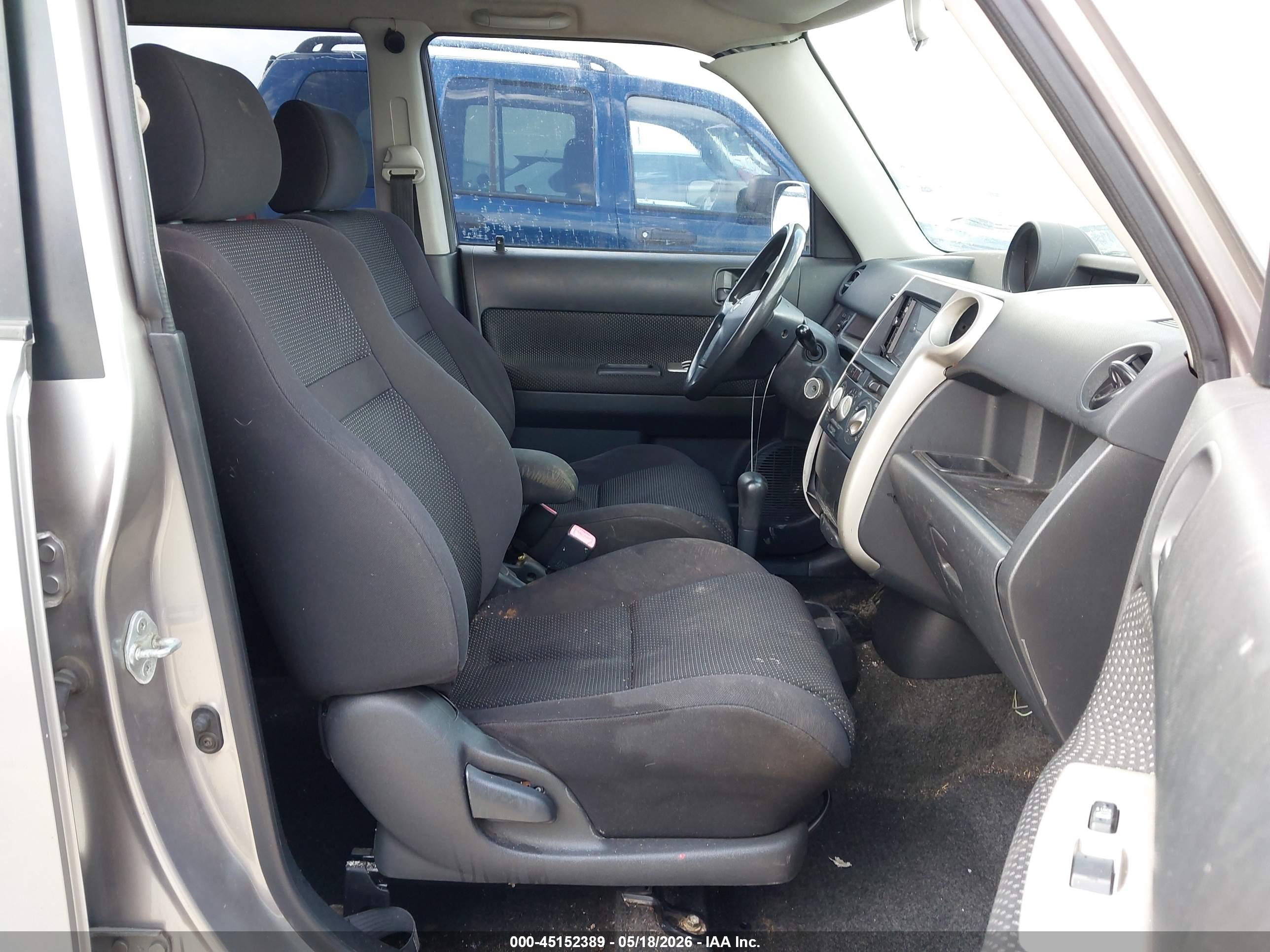 SCION XB image 5