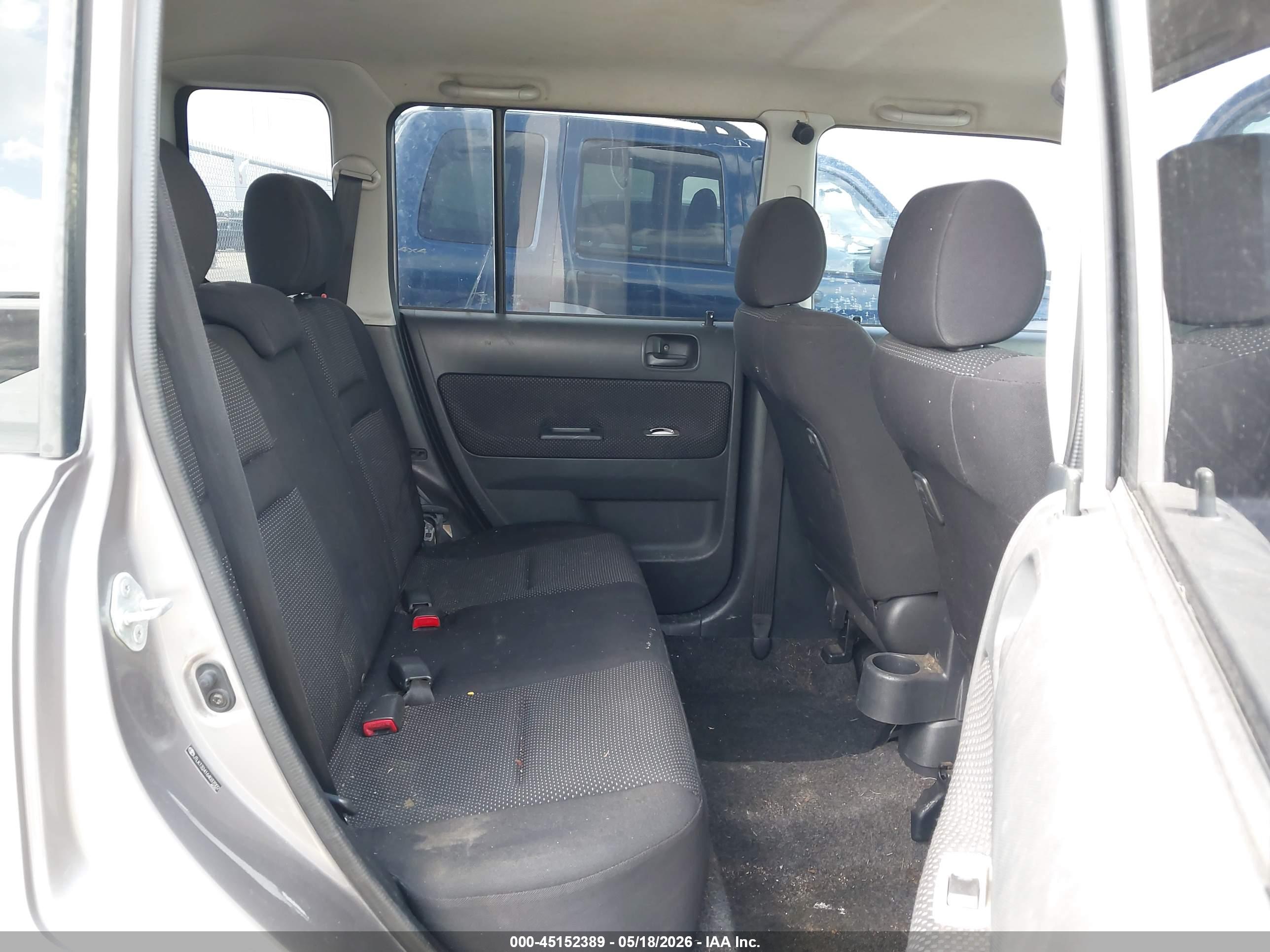 SCION XB image 8