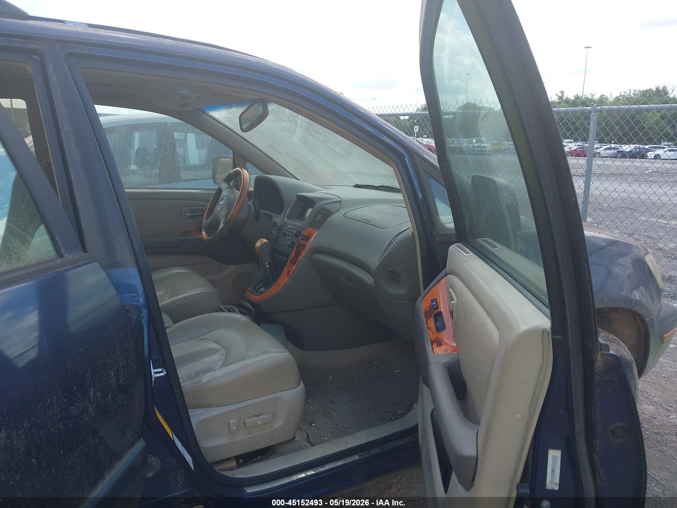LEXUS RX image 5