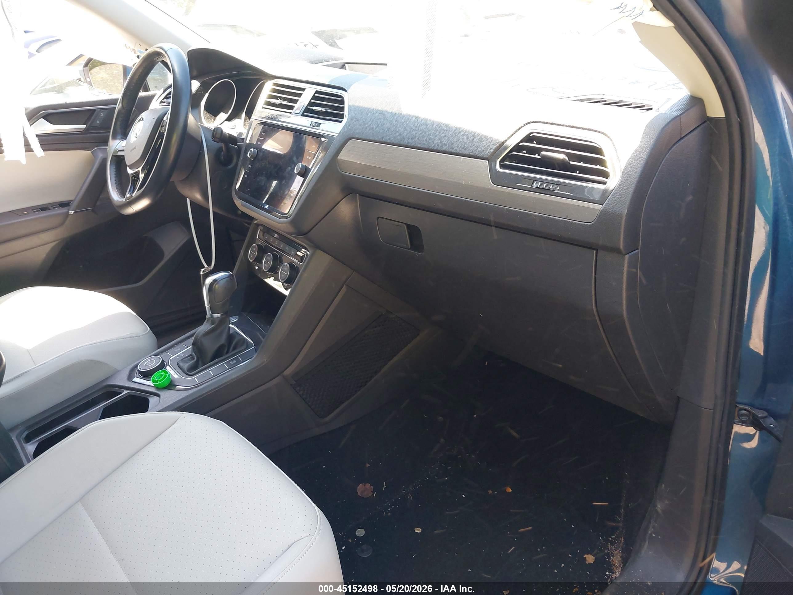 VOLKSWAGEN TIGUAN image 5