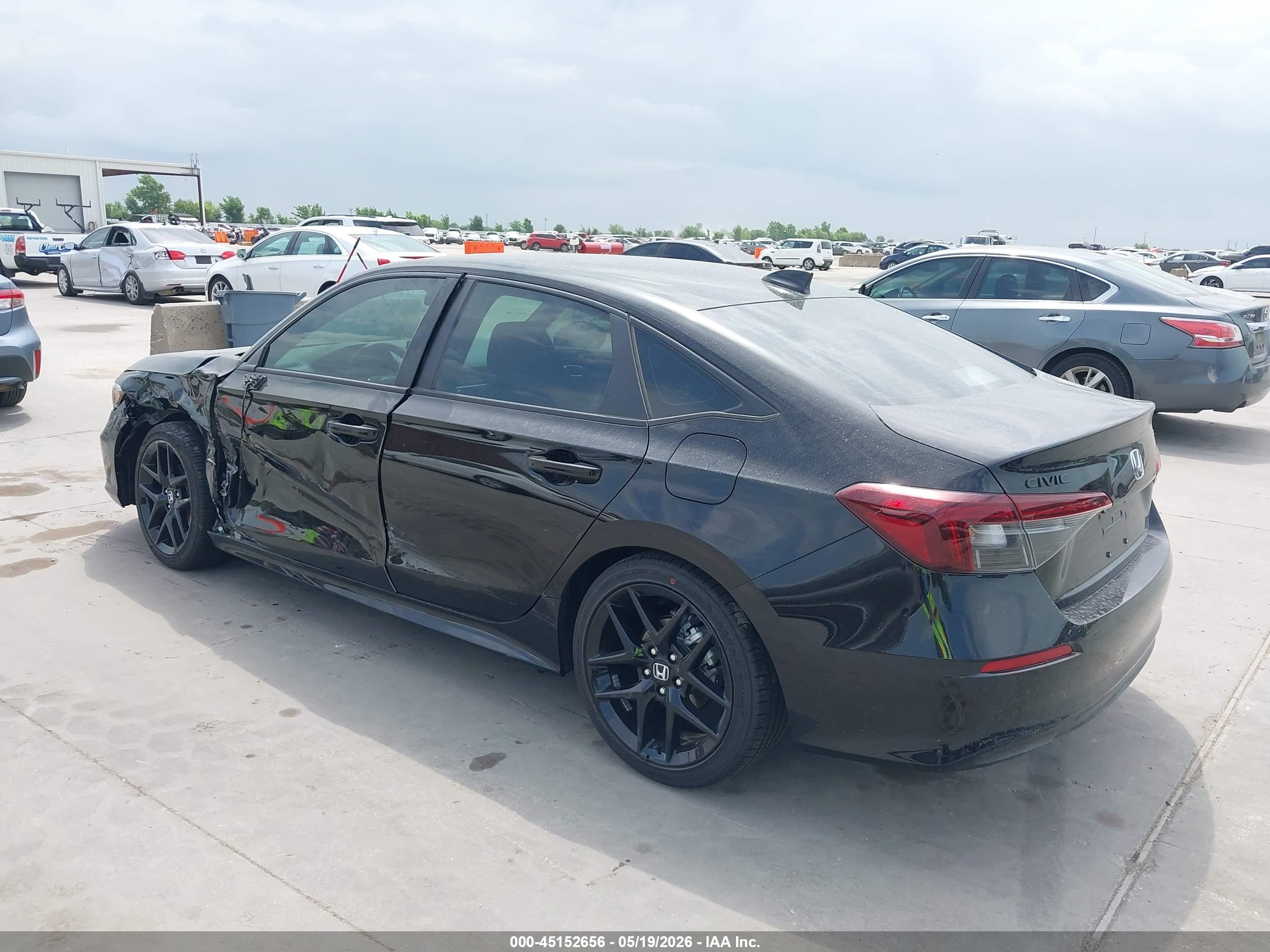 HONDA CIVIC image 3