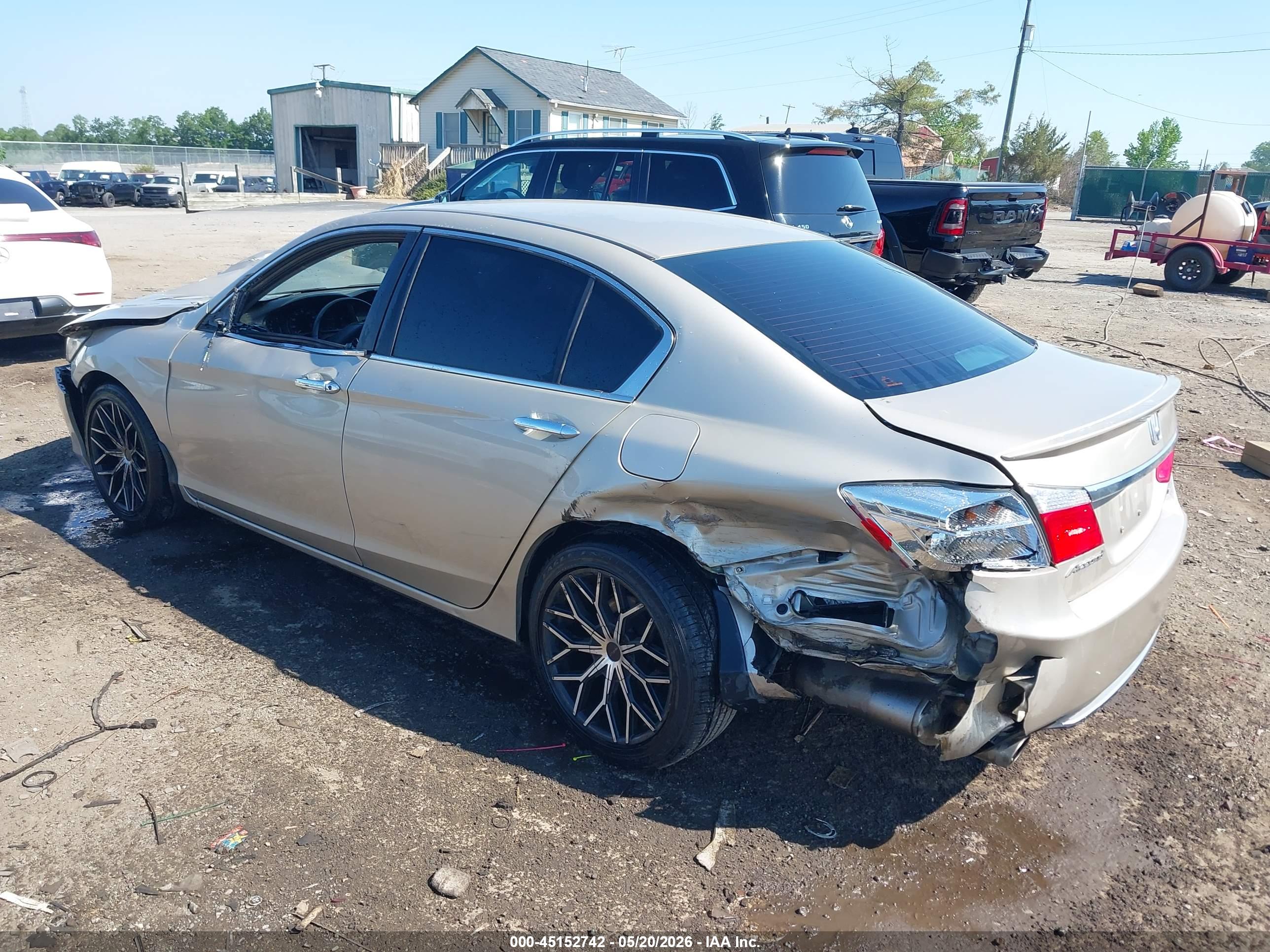 HONDA ACCORD image 3