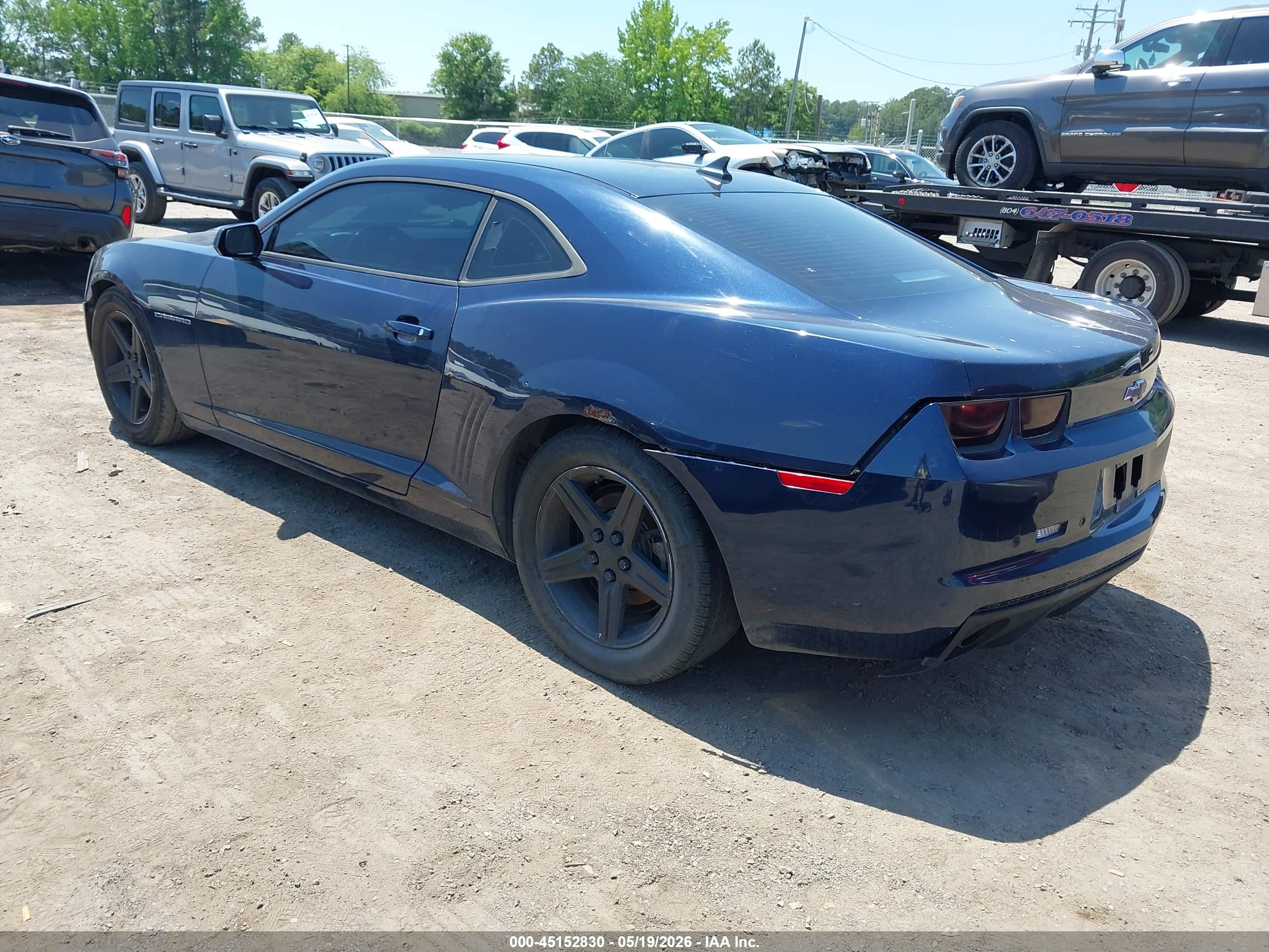 CHEVROLET CAMARO image 3