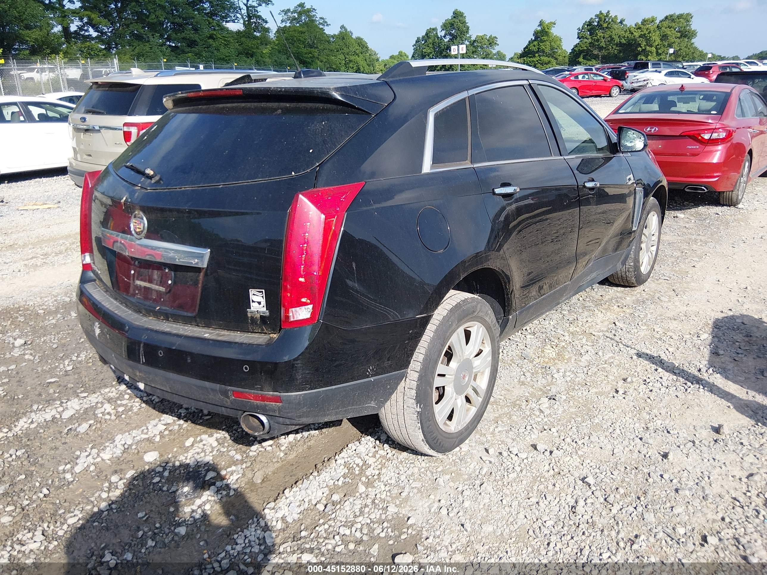 CADILLAC SRX image 4