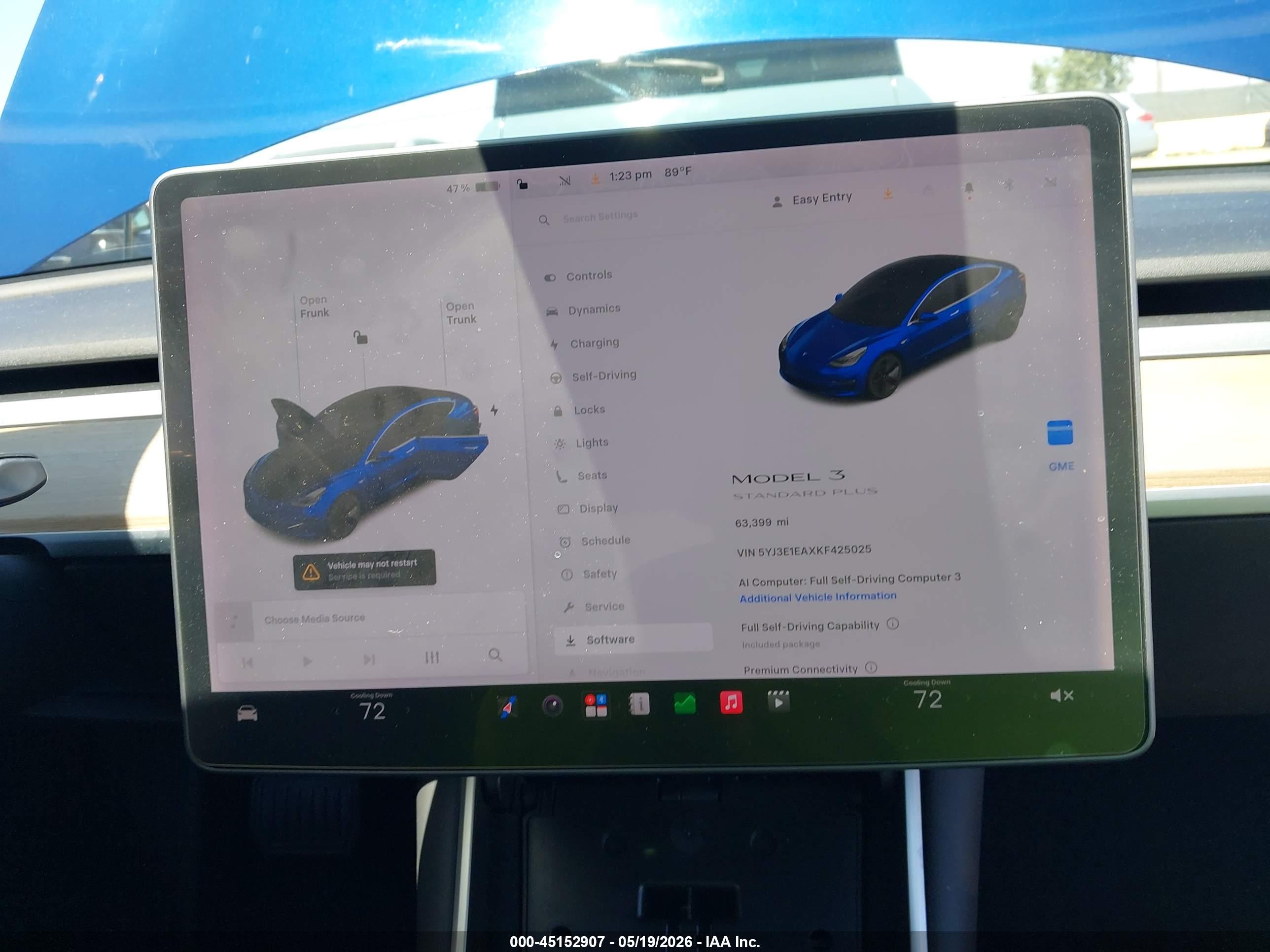 TESLA MODEL image 7