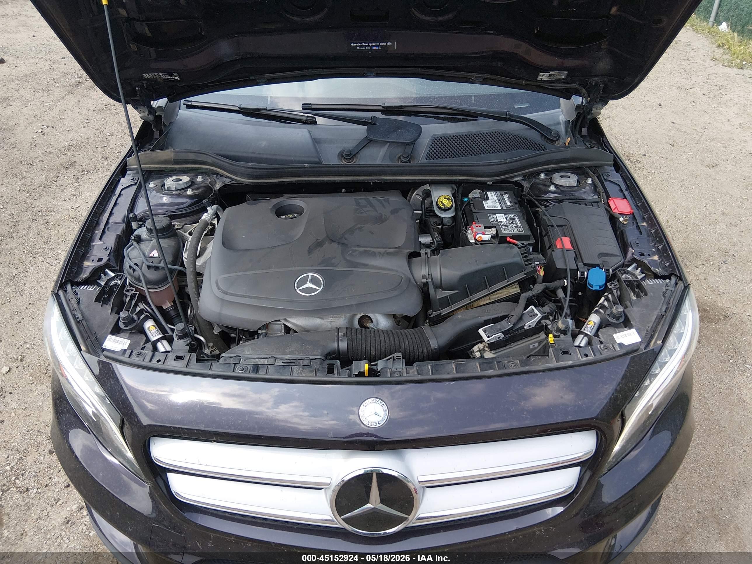 MERCEDES-BENZ GLA image 10