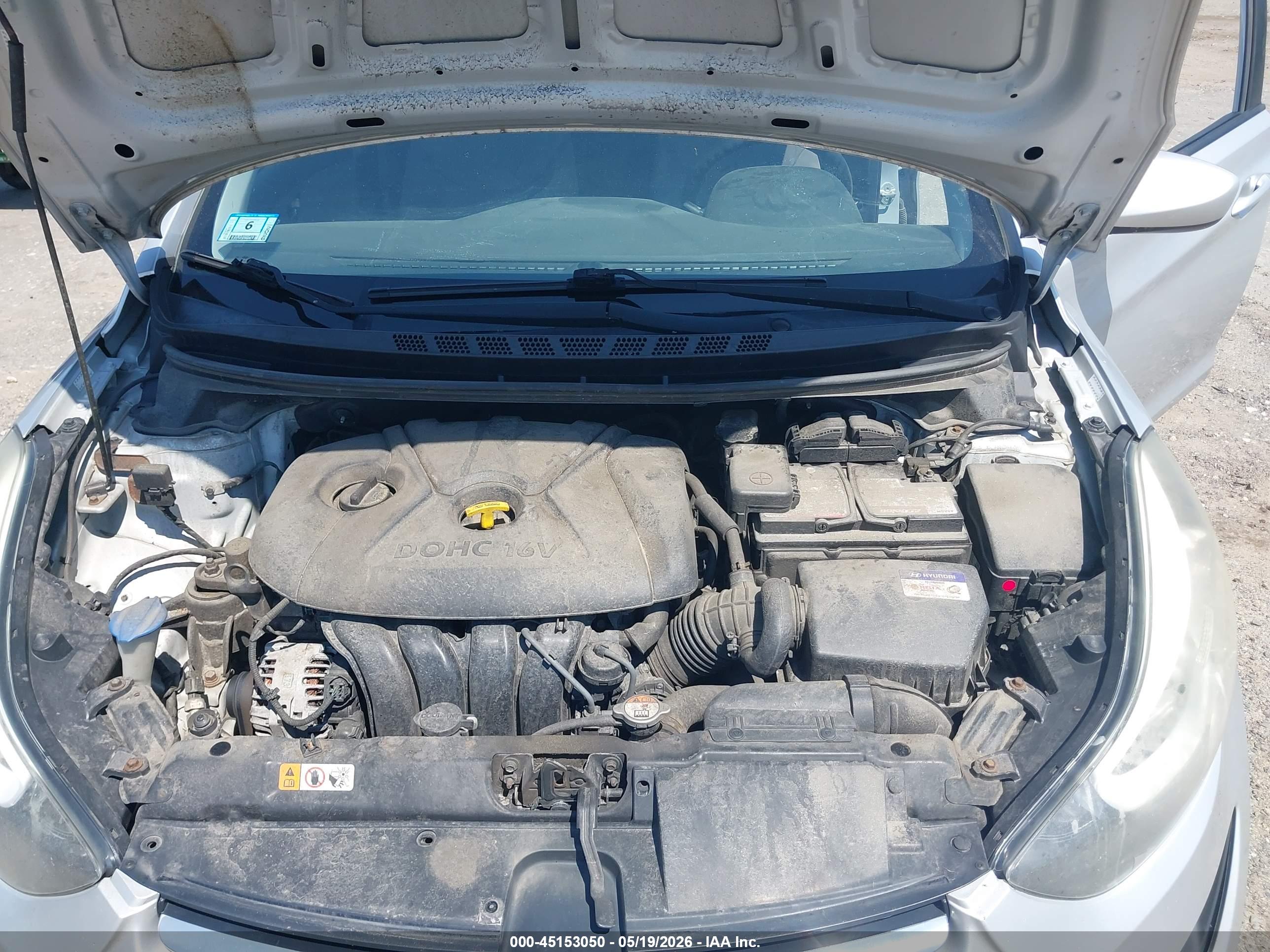 HYUNDAI ELANTRA image 10