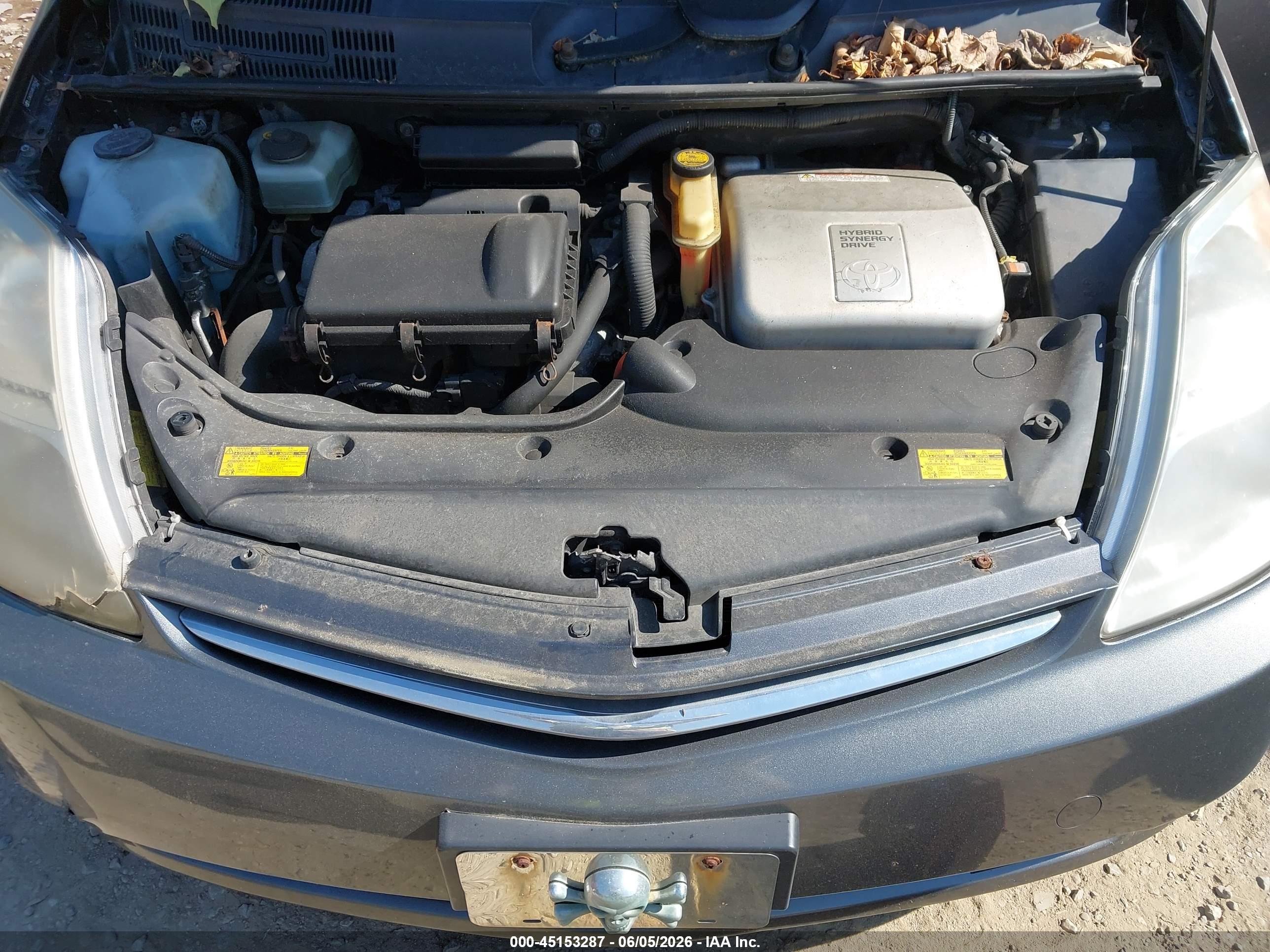 TOYOTA PRIUS image 10