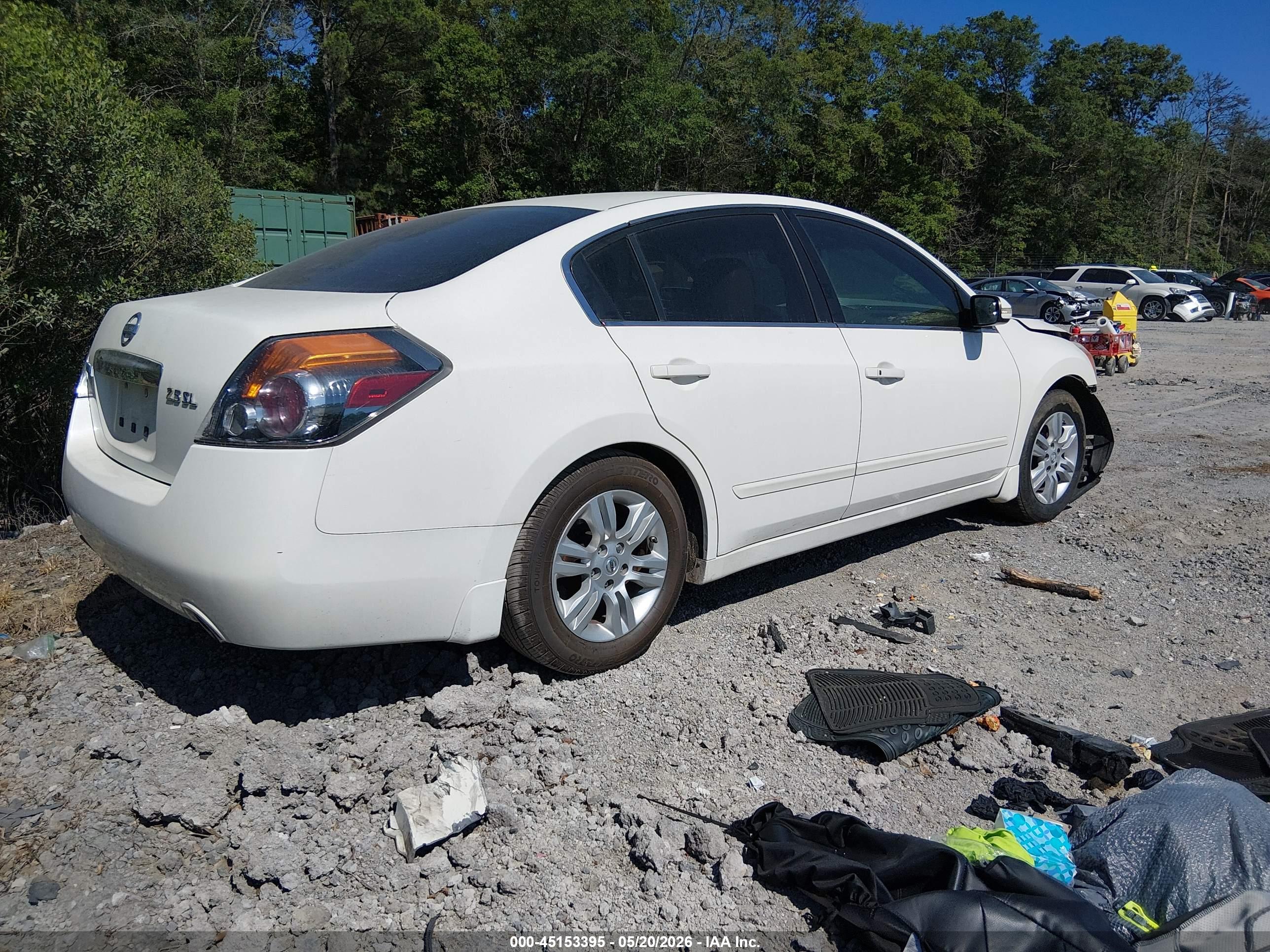 NISSAN ALTIMA image 4