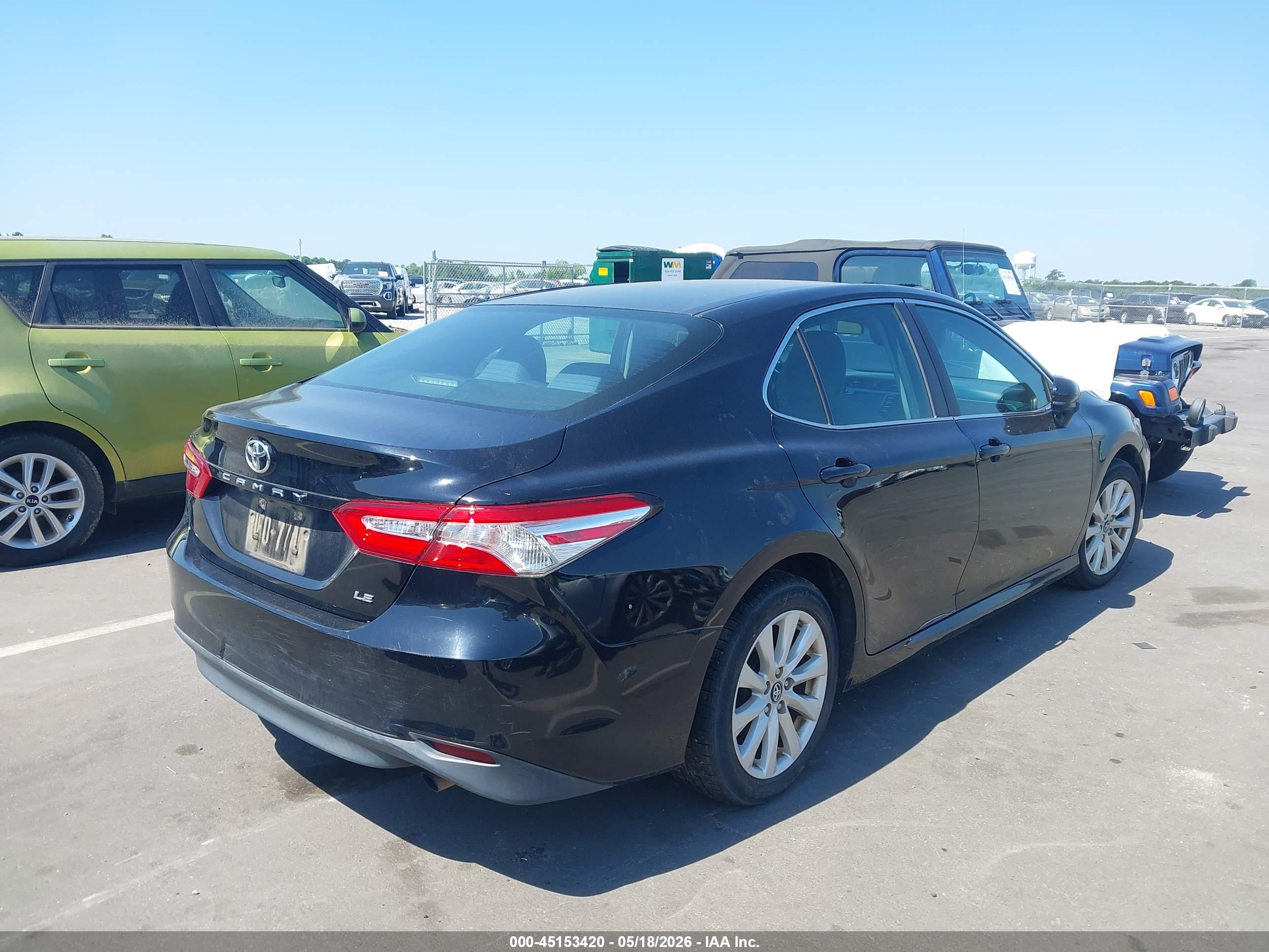 TOYOTA CAMRY image 4