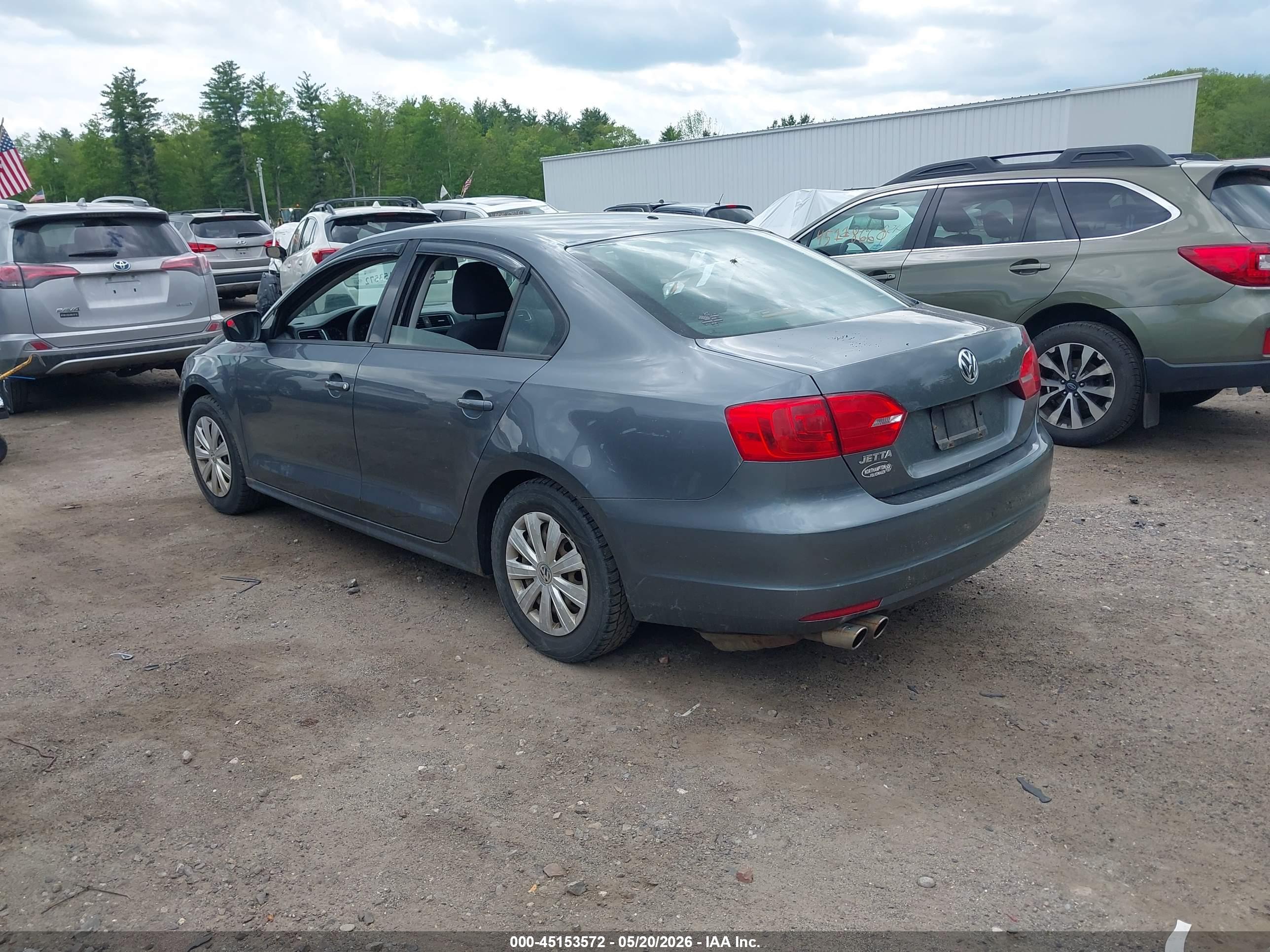 VOLKSWAGEN JETTA image 3