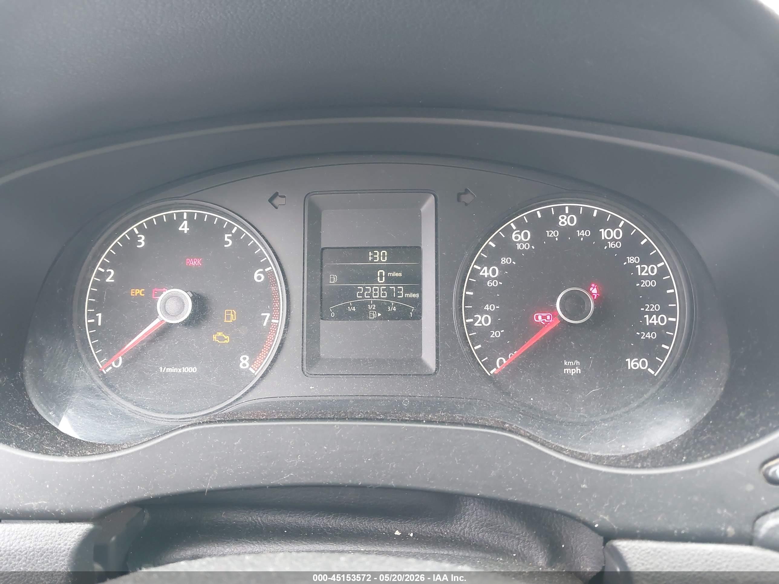 VOLKSWAGEN JETTA image 7