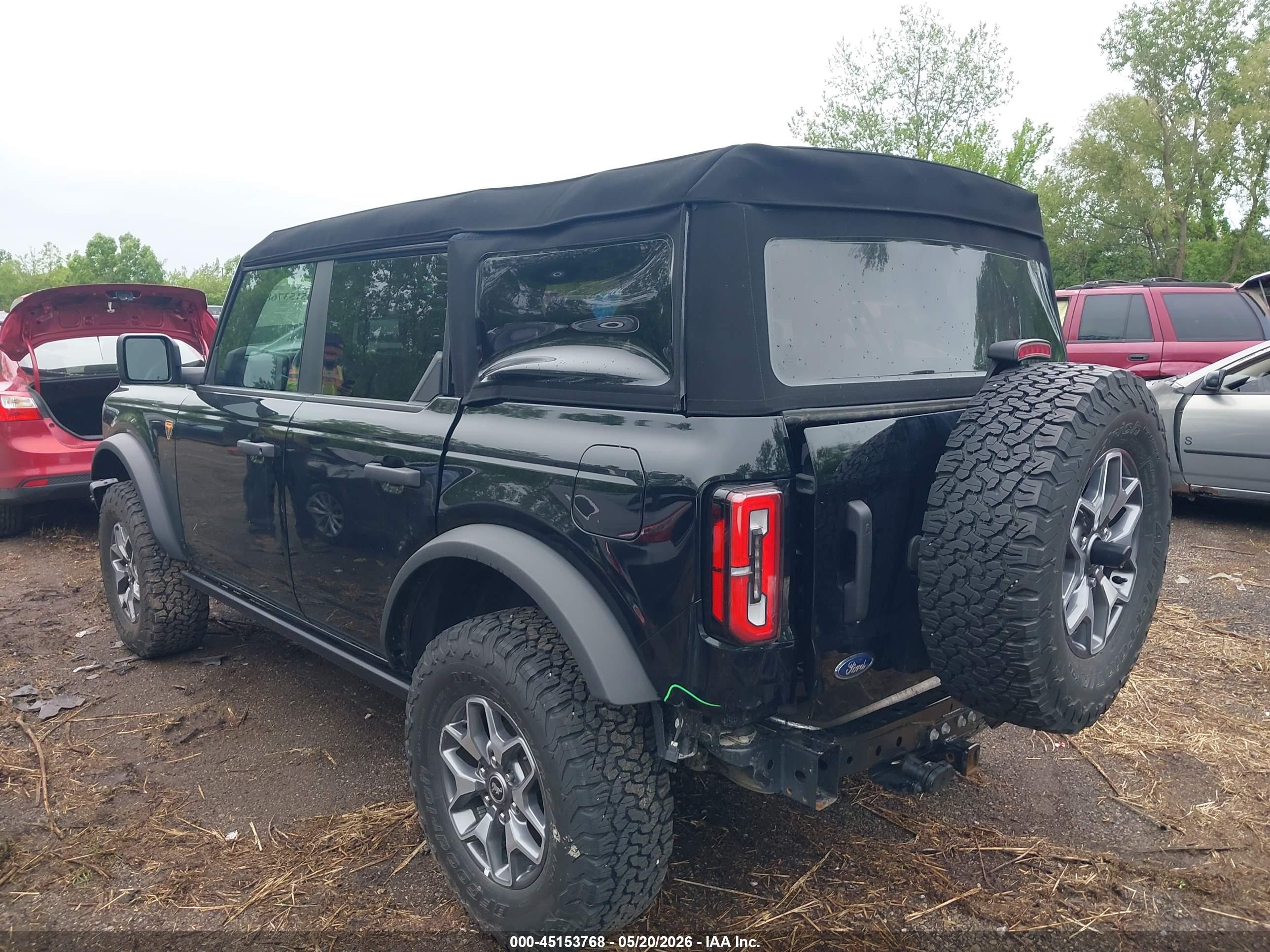 FORD BRONCO image 3