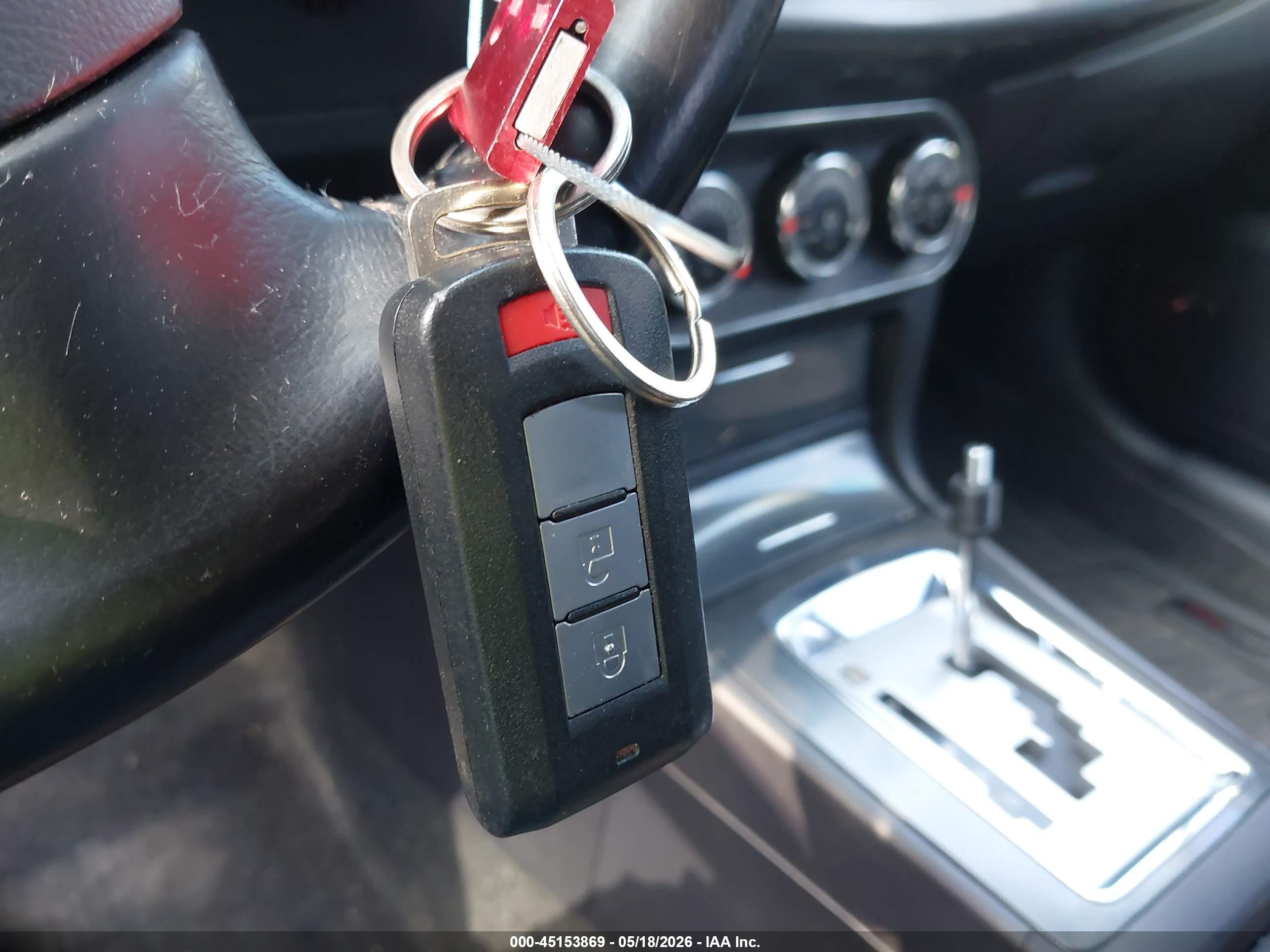 MITSUBISHI LANCER image 11