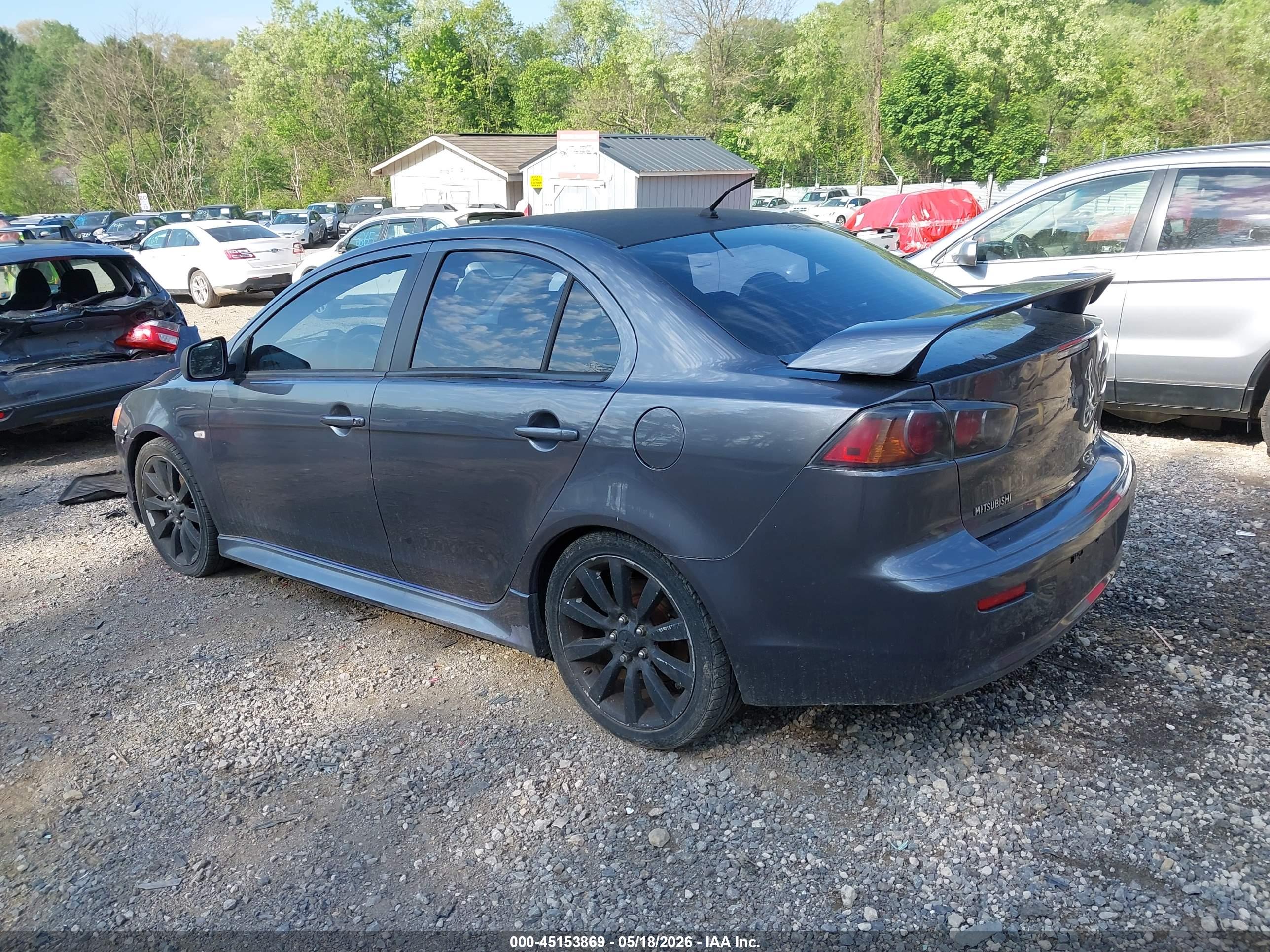 MITSUBISHI LANCER image 3