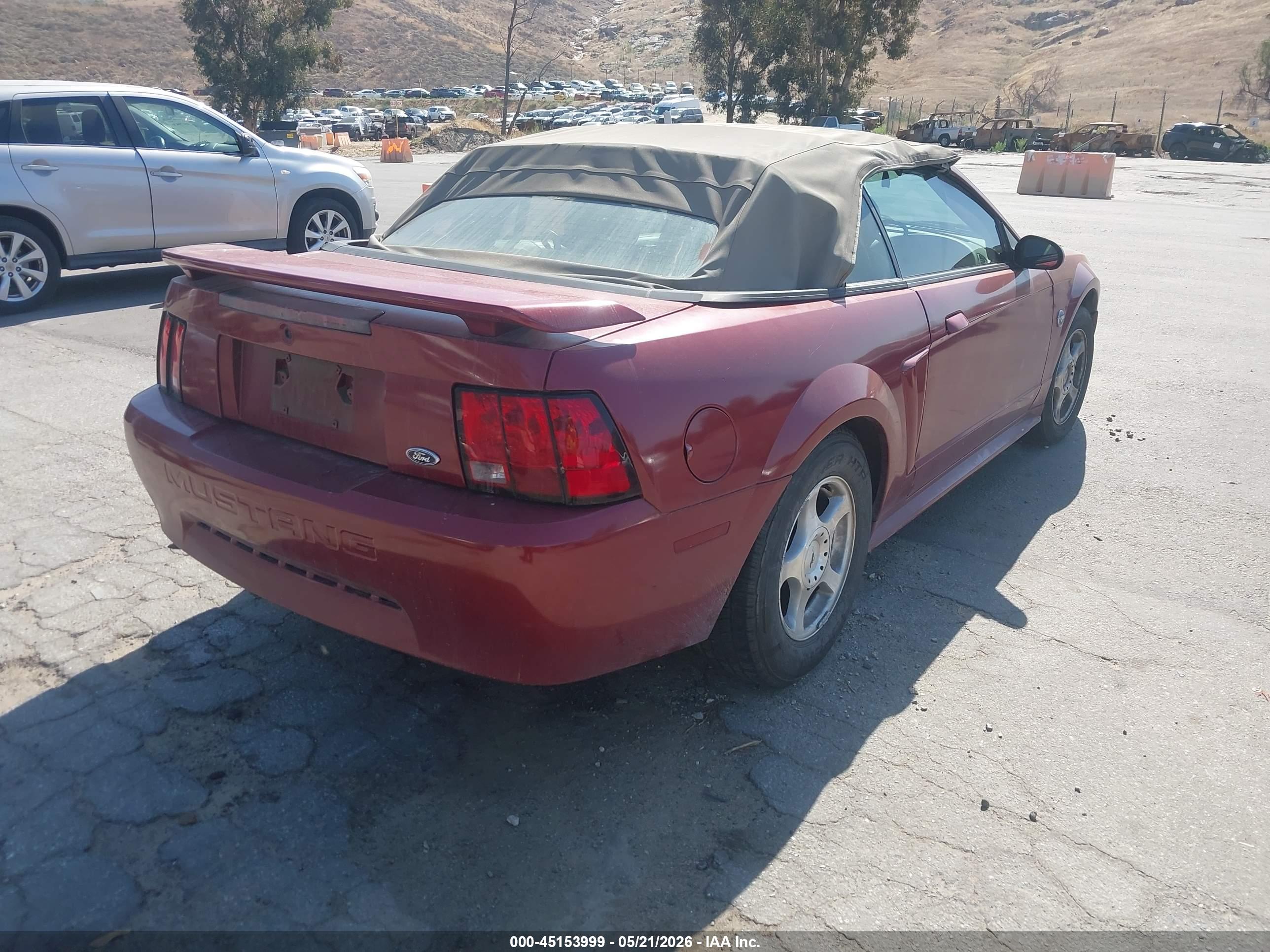 FORD MUSTANG image 4