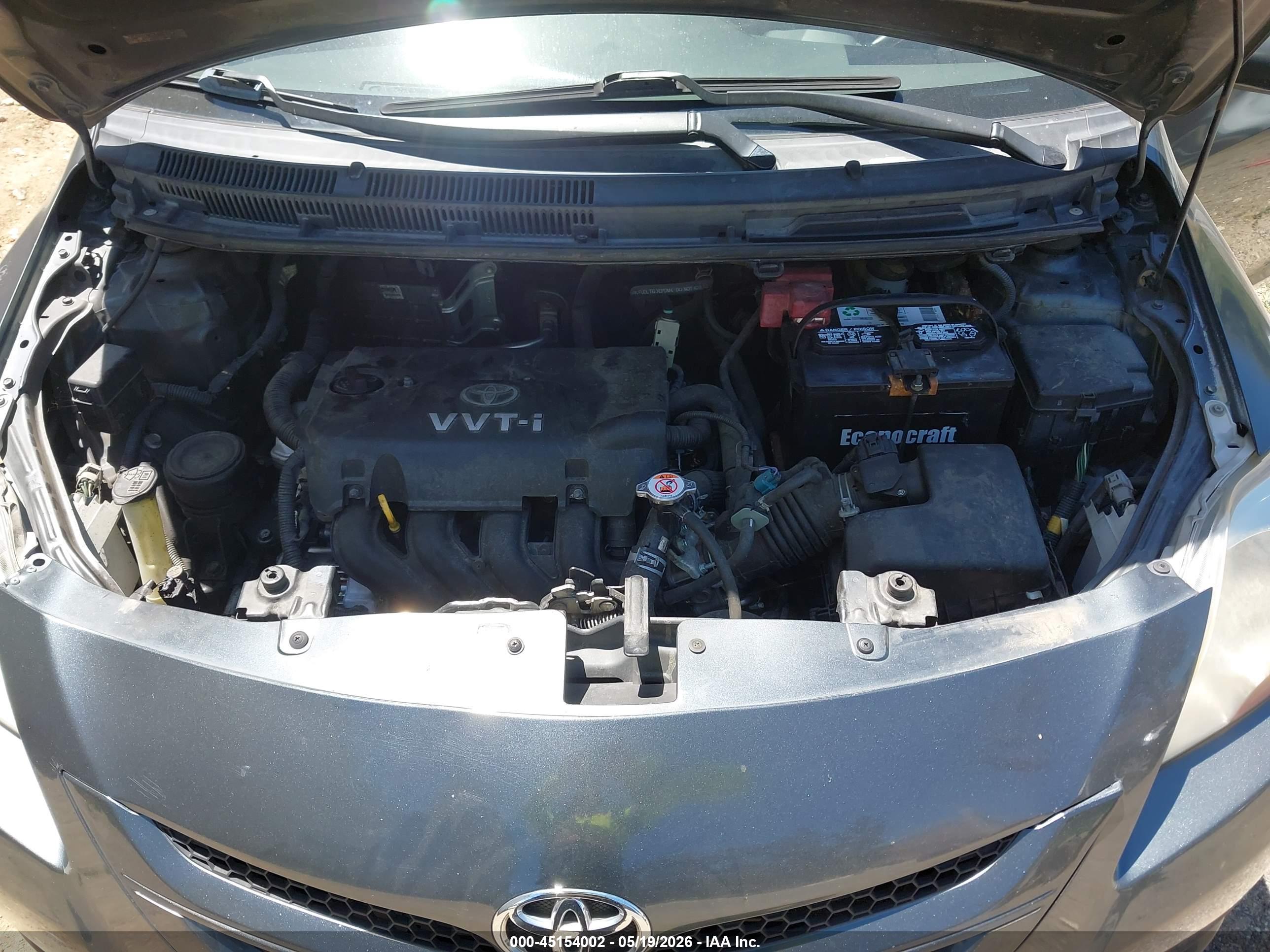 TOYOTA YARIS image 10
