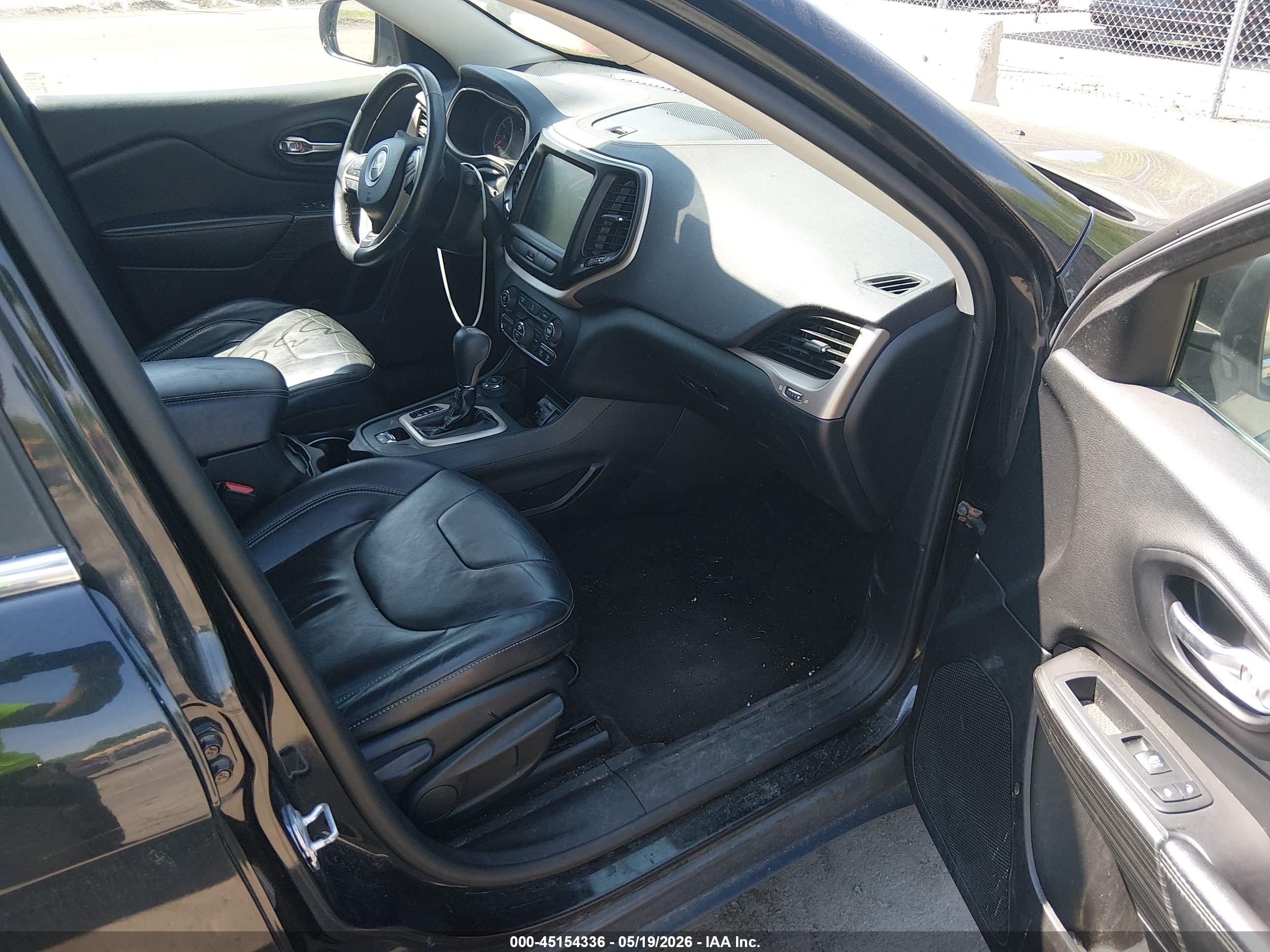 JEEP CHEROKEE image 5