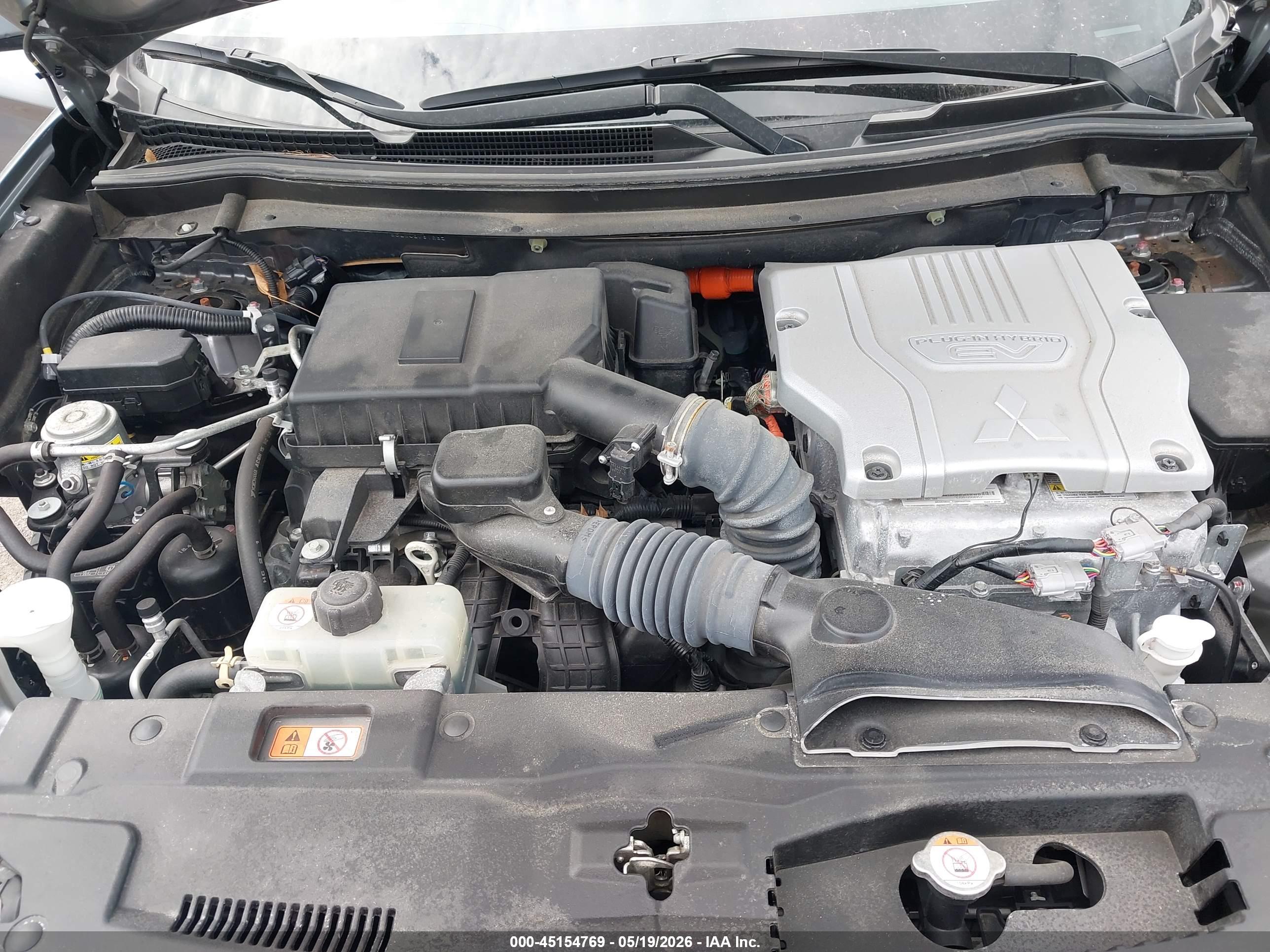MITSUBISHI OUTLANDER image 10