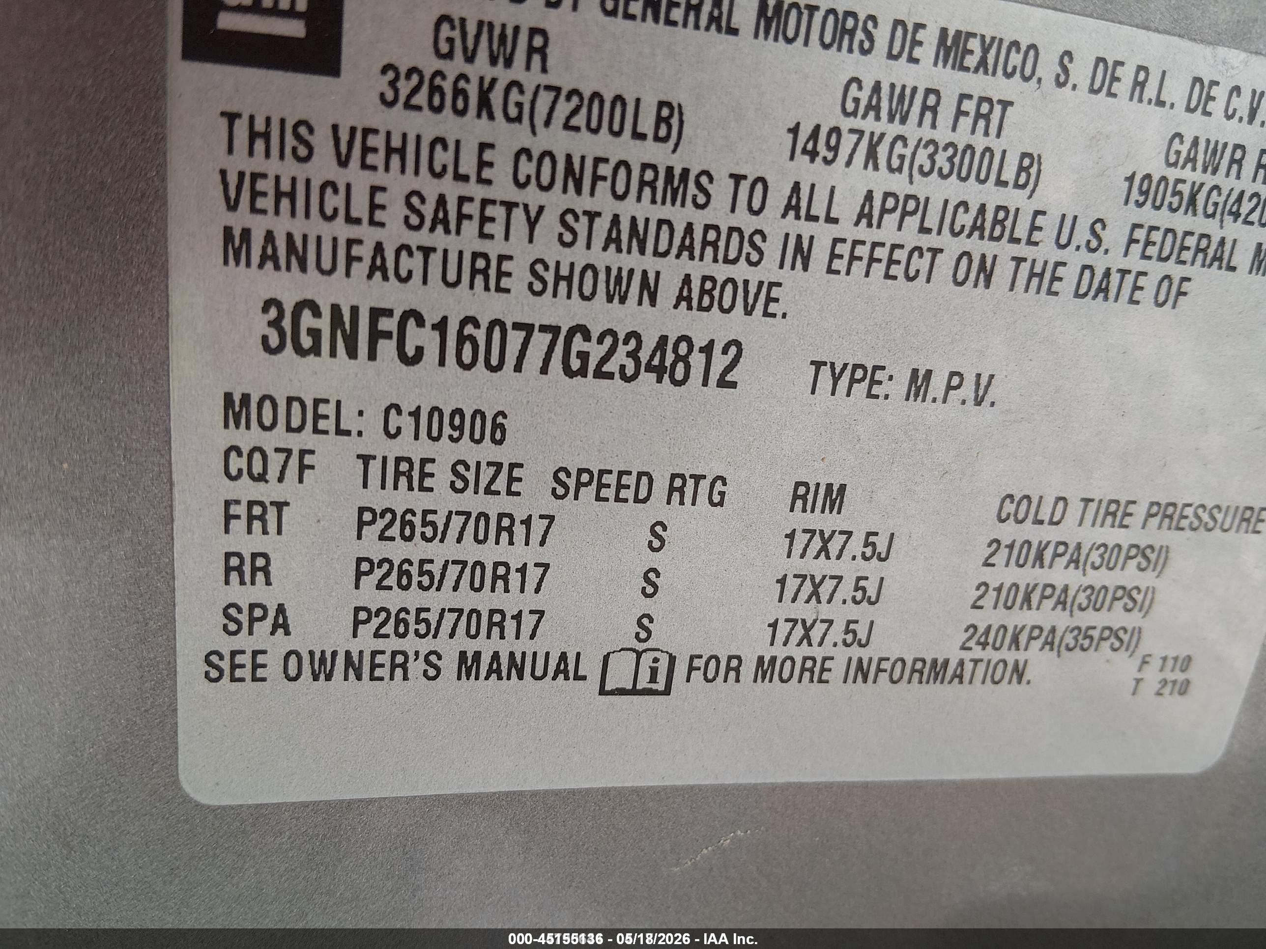 CHEVROLET SUBURBAN image 9