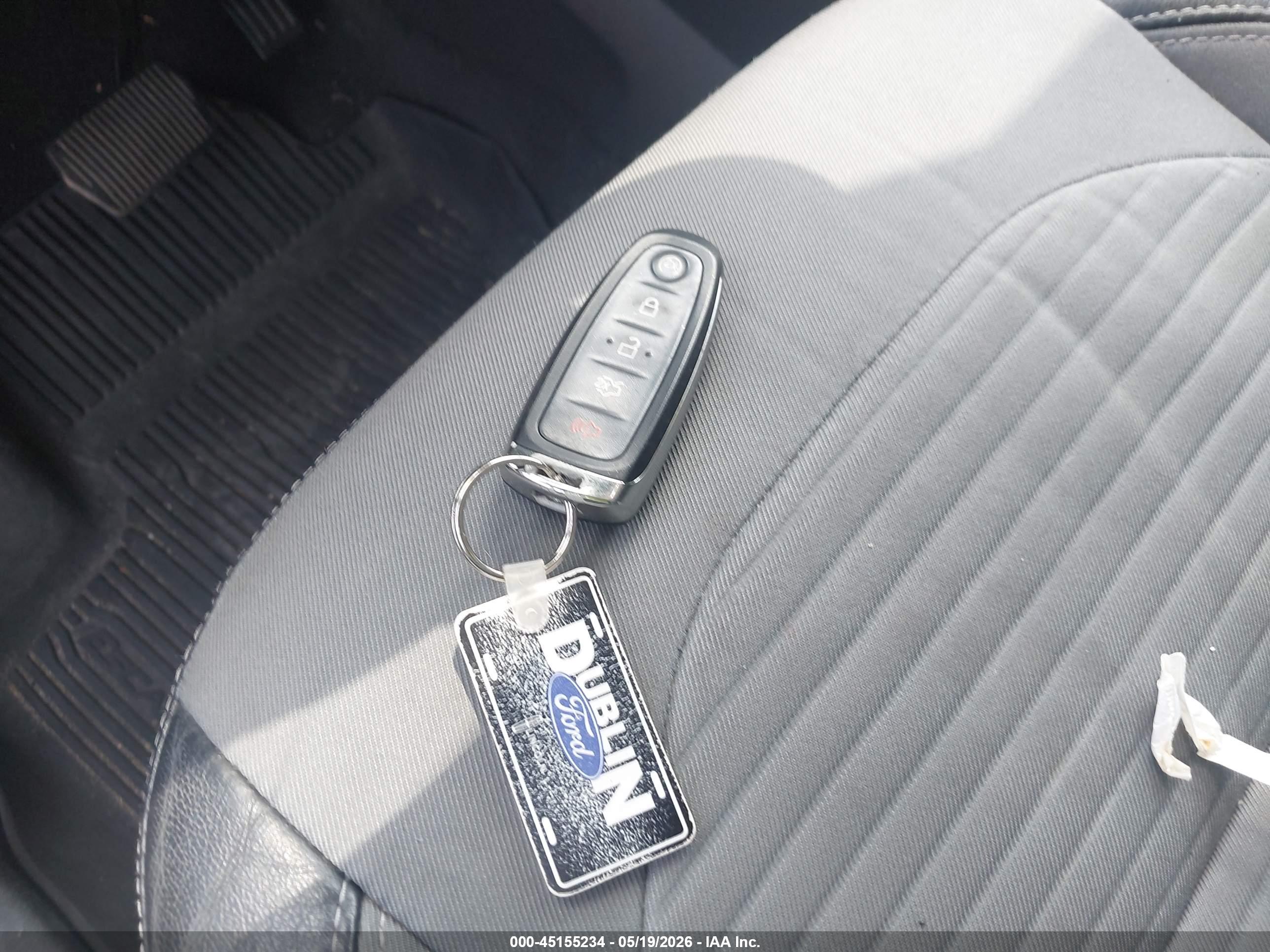 FORD ESCAPE image 11