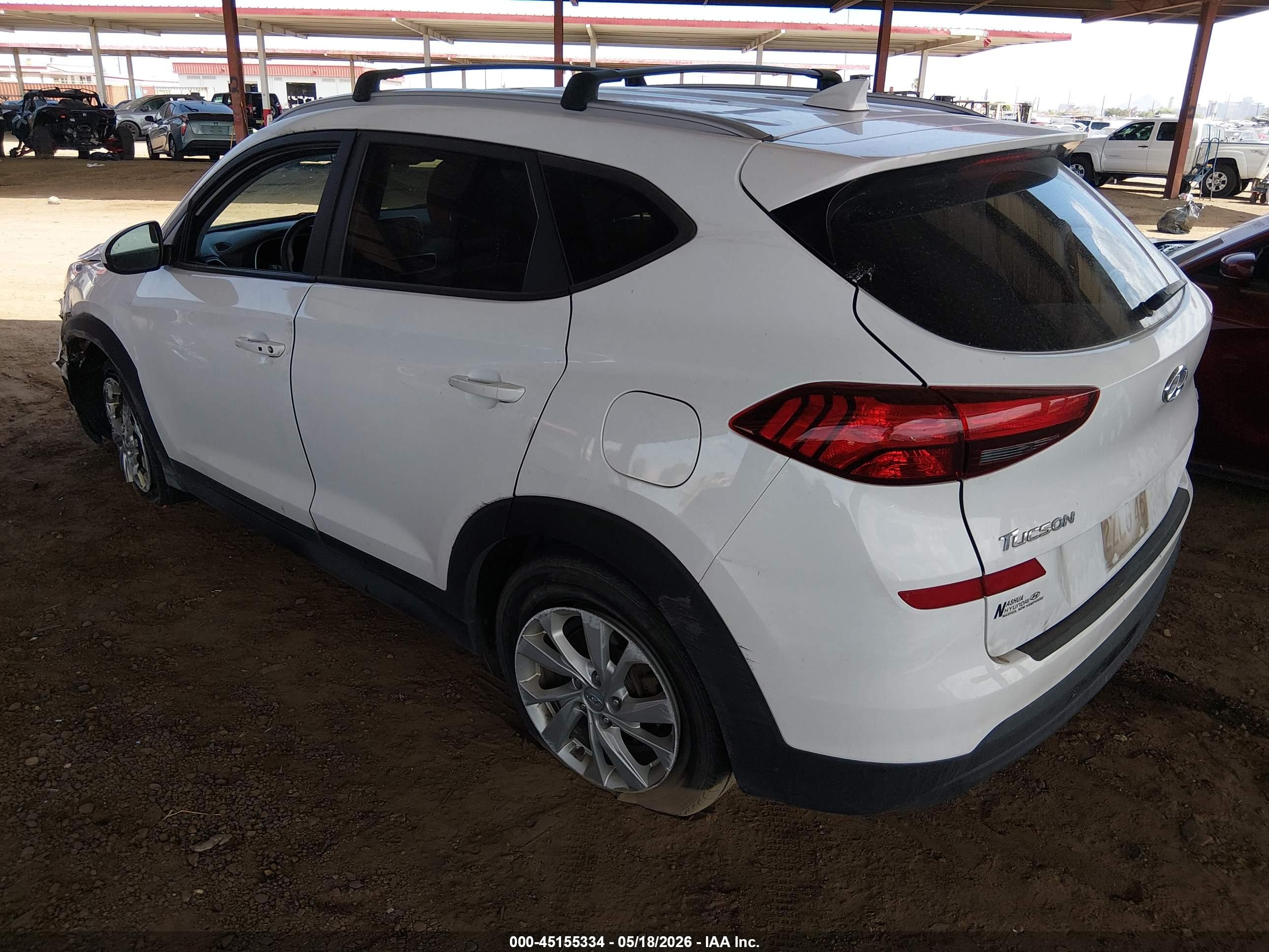 HYUNDAI TUCSON image 3