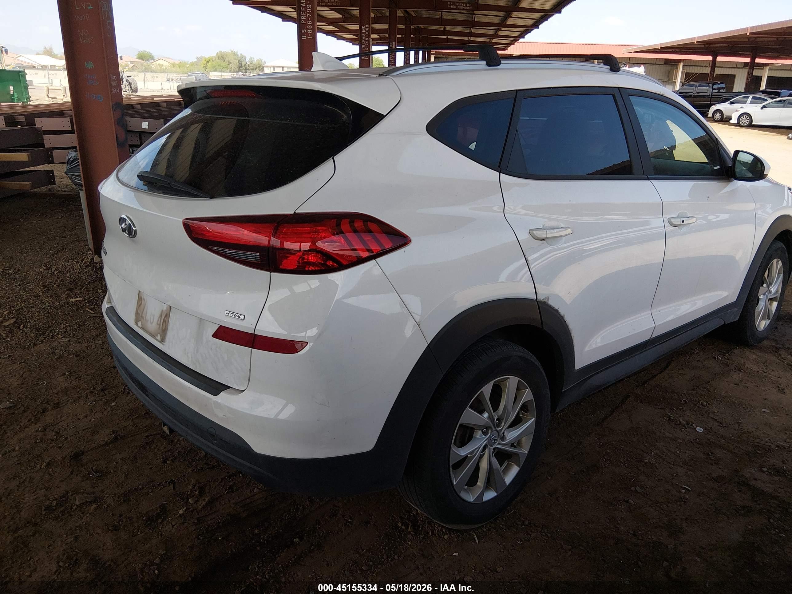HYUNDAI TUCSON image 4