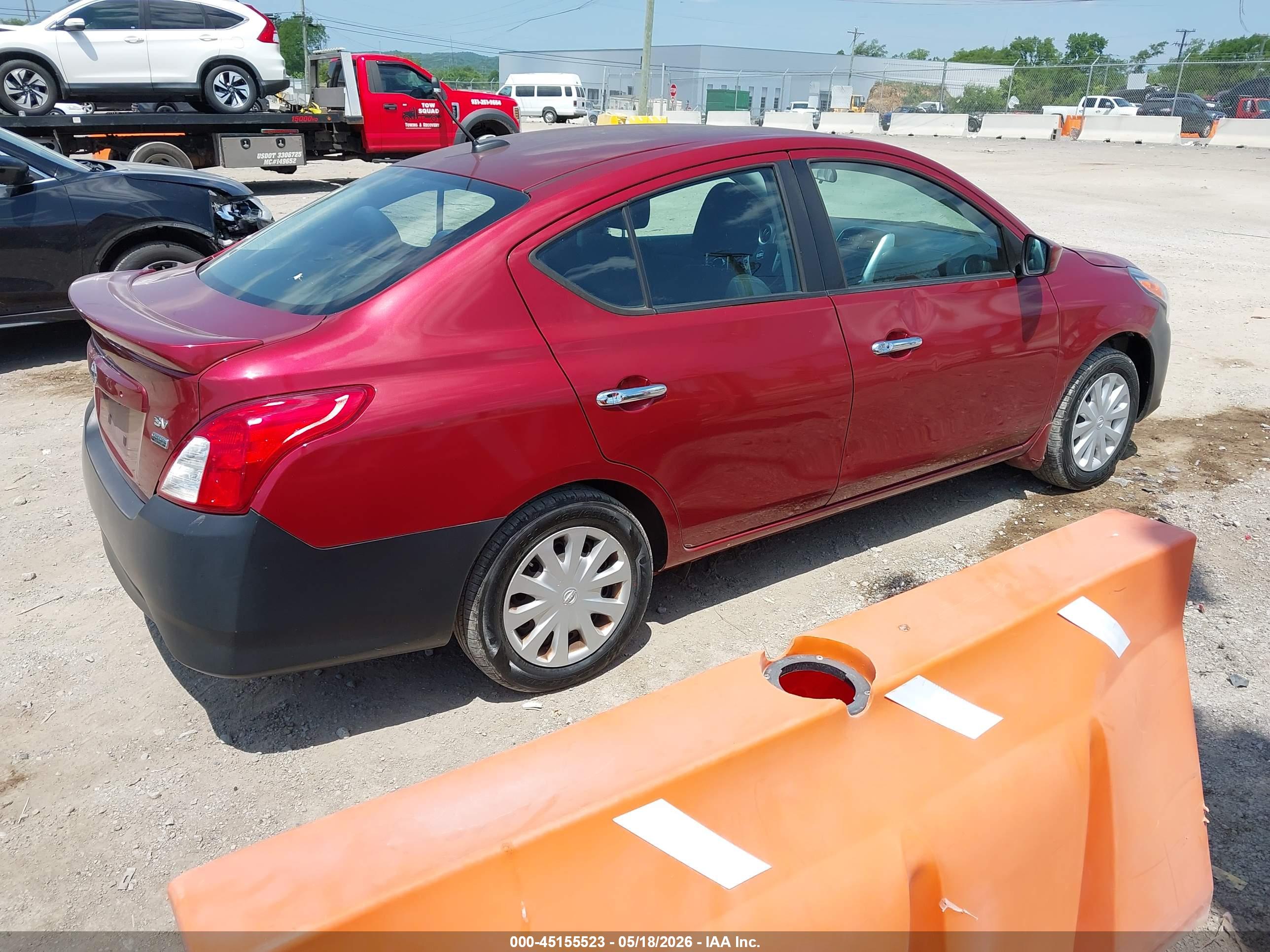 NISSAN VERSA image 4