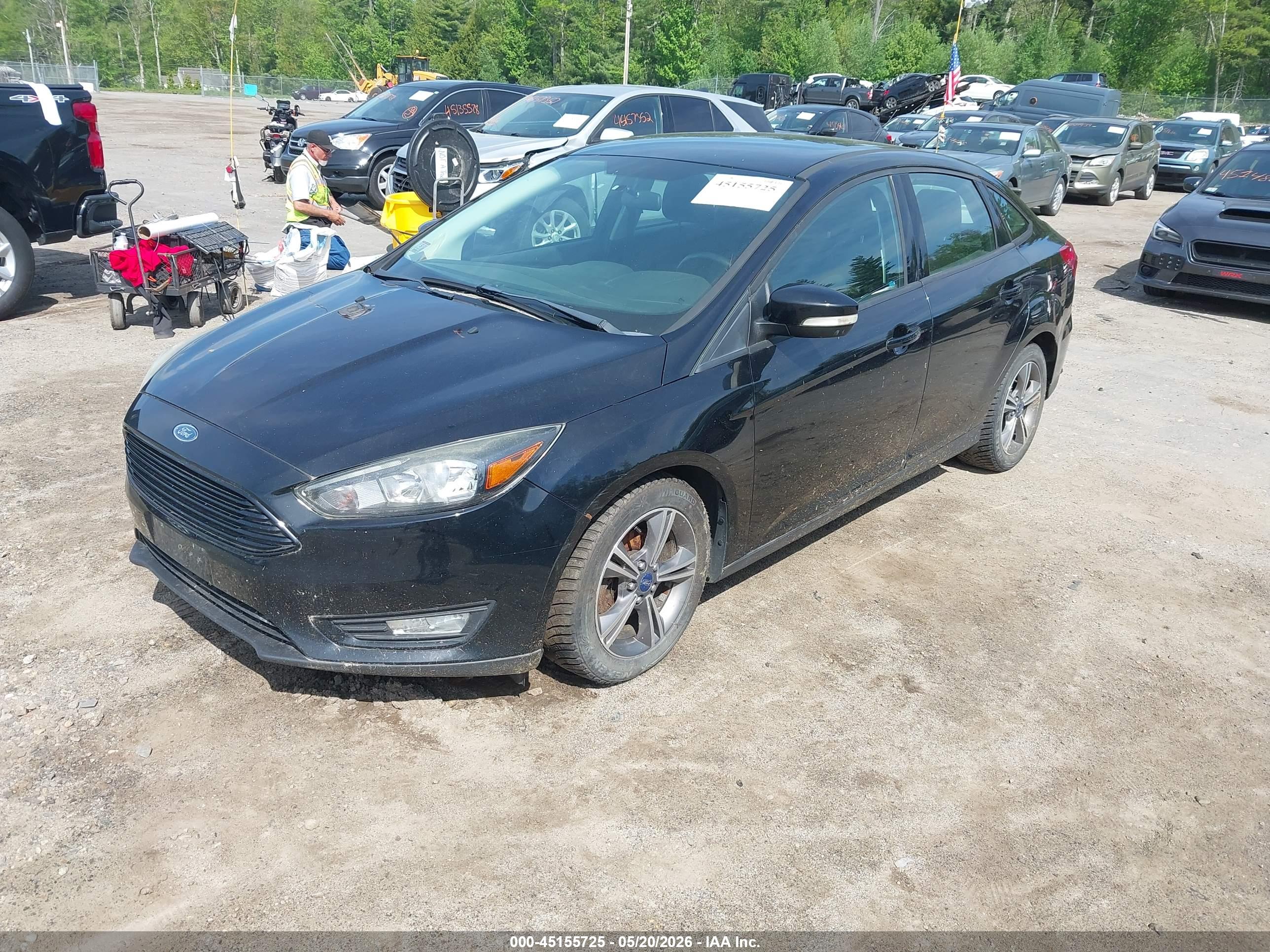 FORD FOCUS image 2