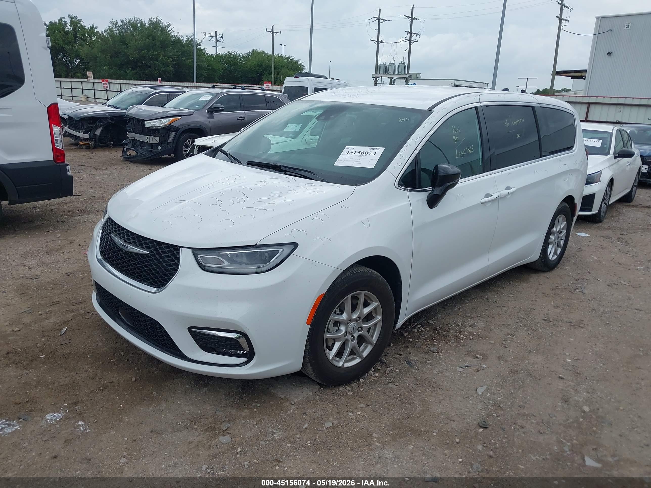 CHRYSLER PACIFICA image 2