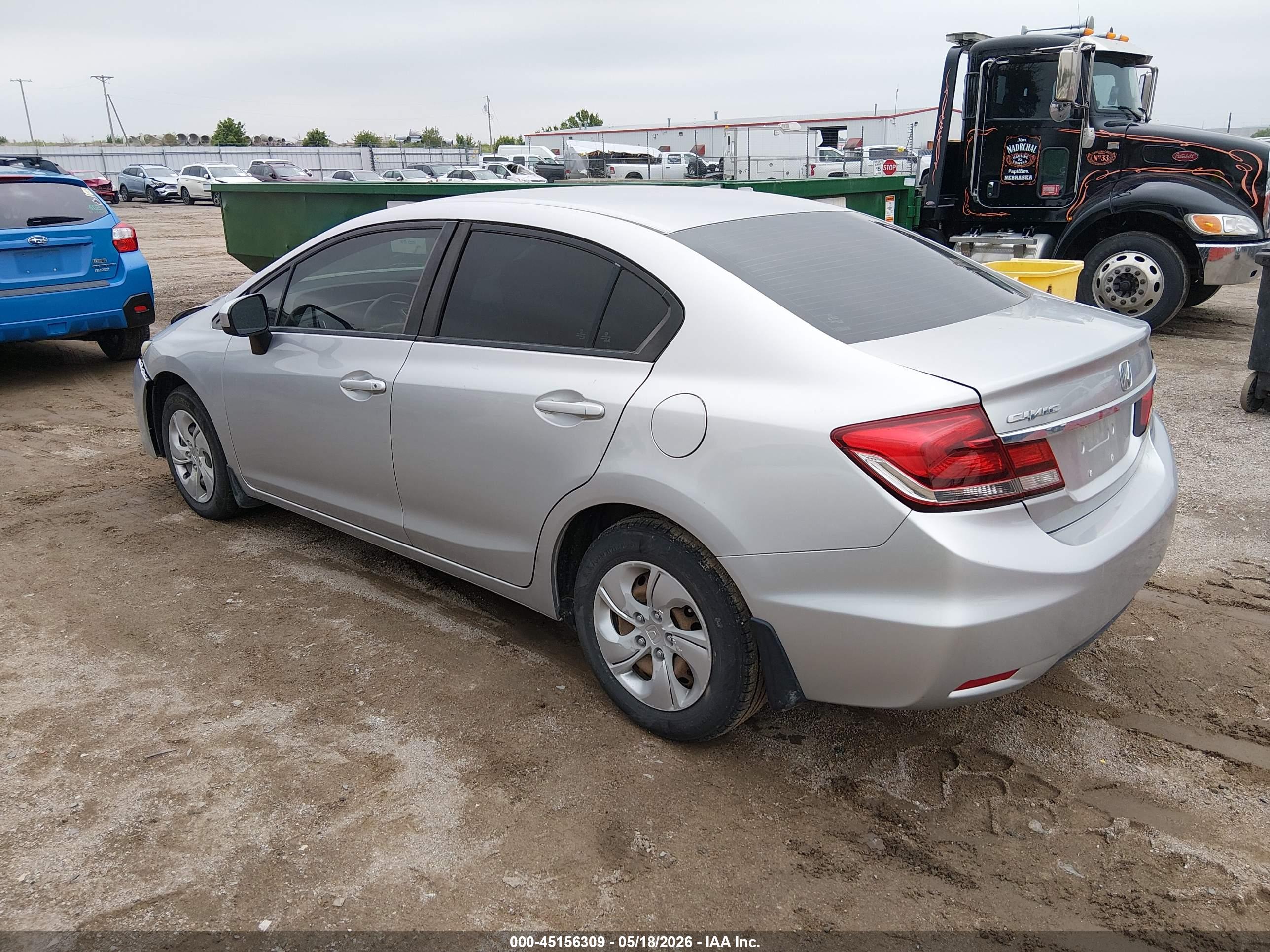 HONDA CIVIC image 3