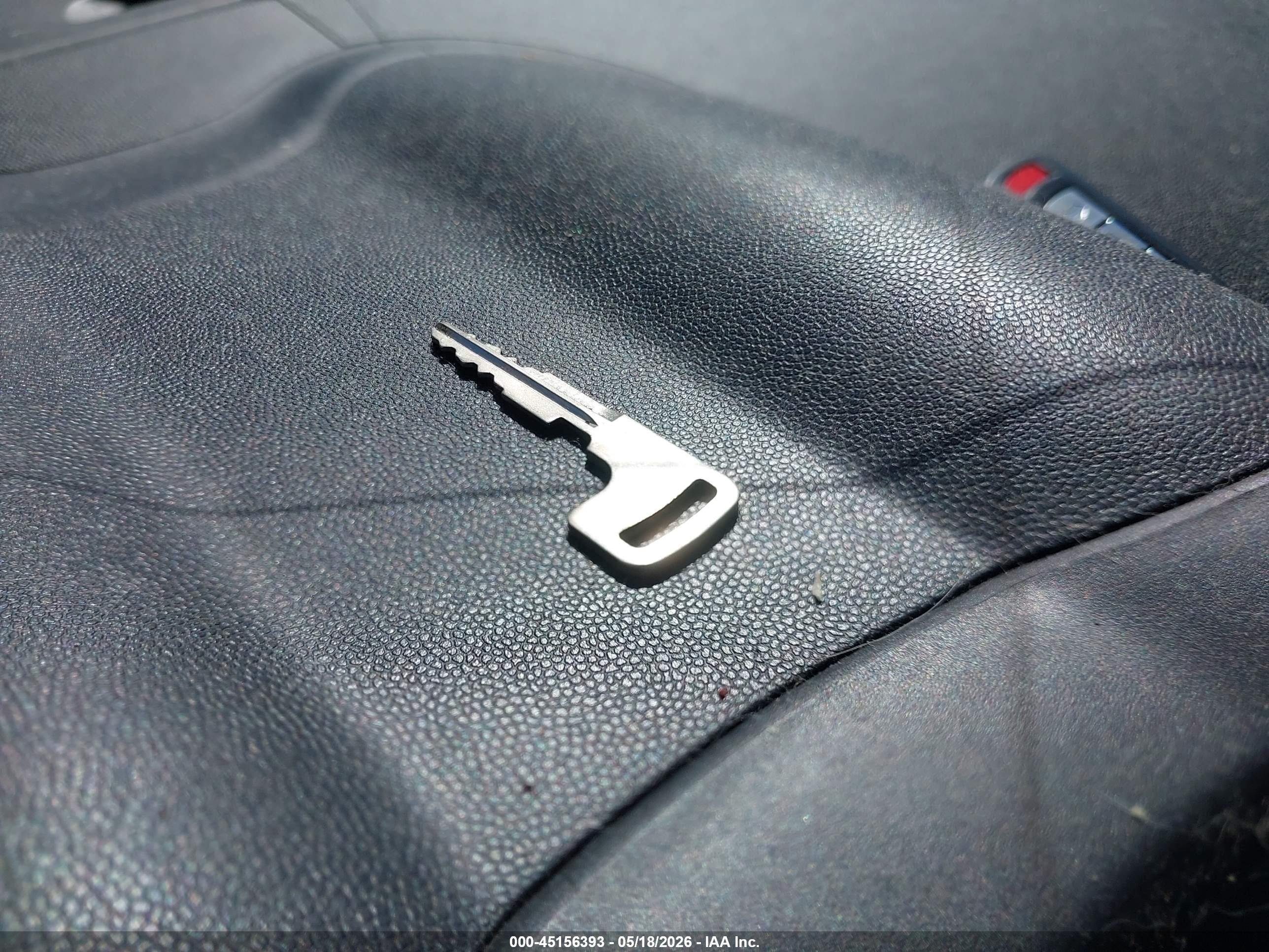 MITSUBISHI LANCER image 11