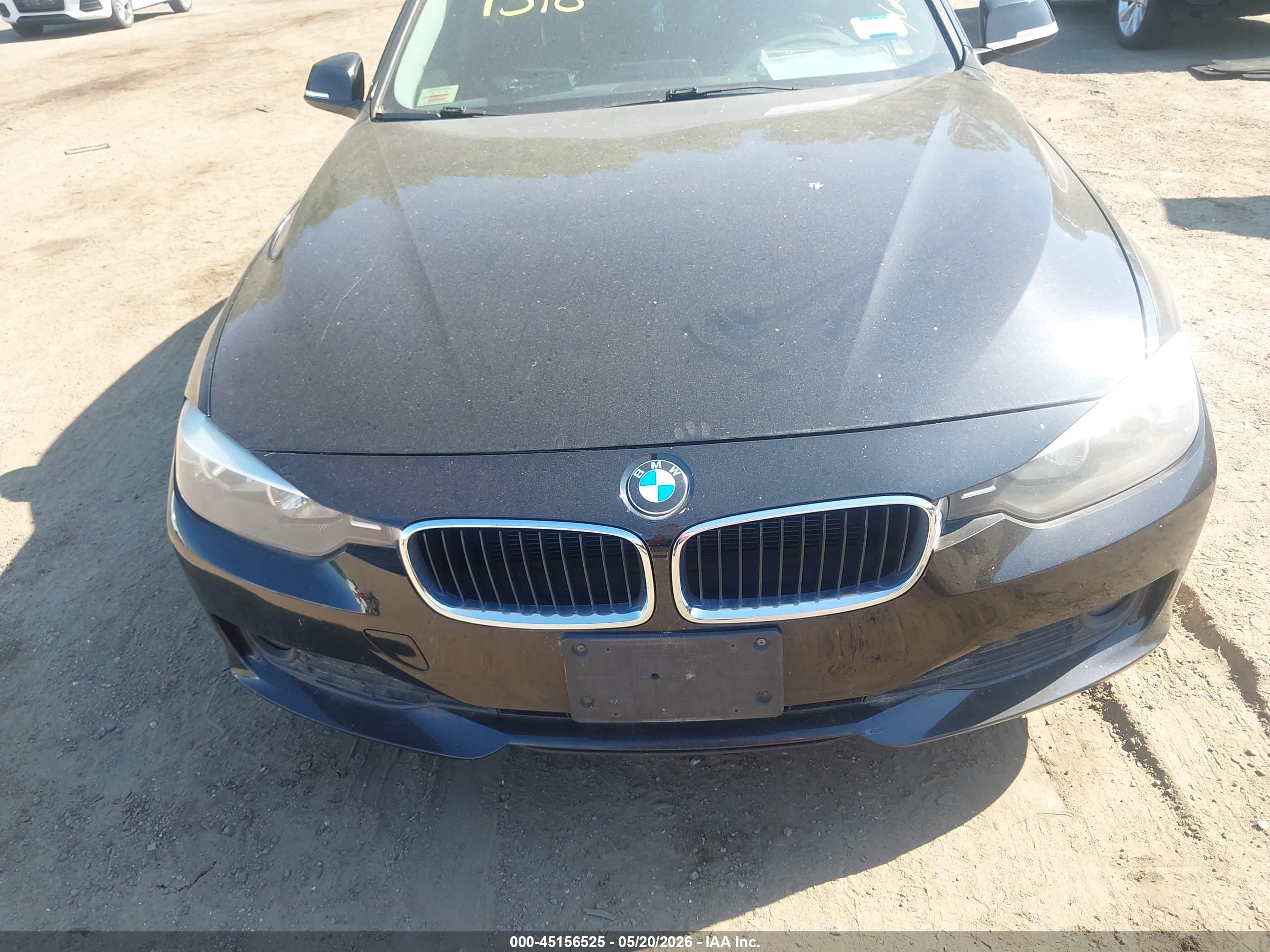 BMW 320I image 6