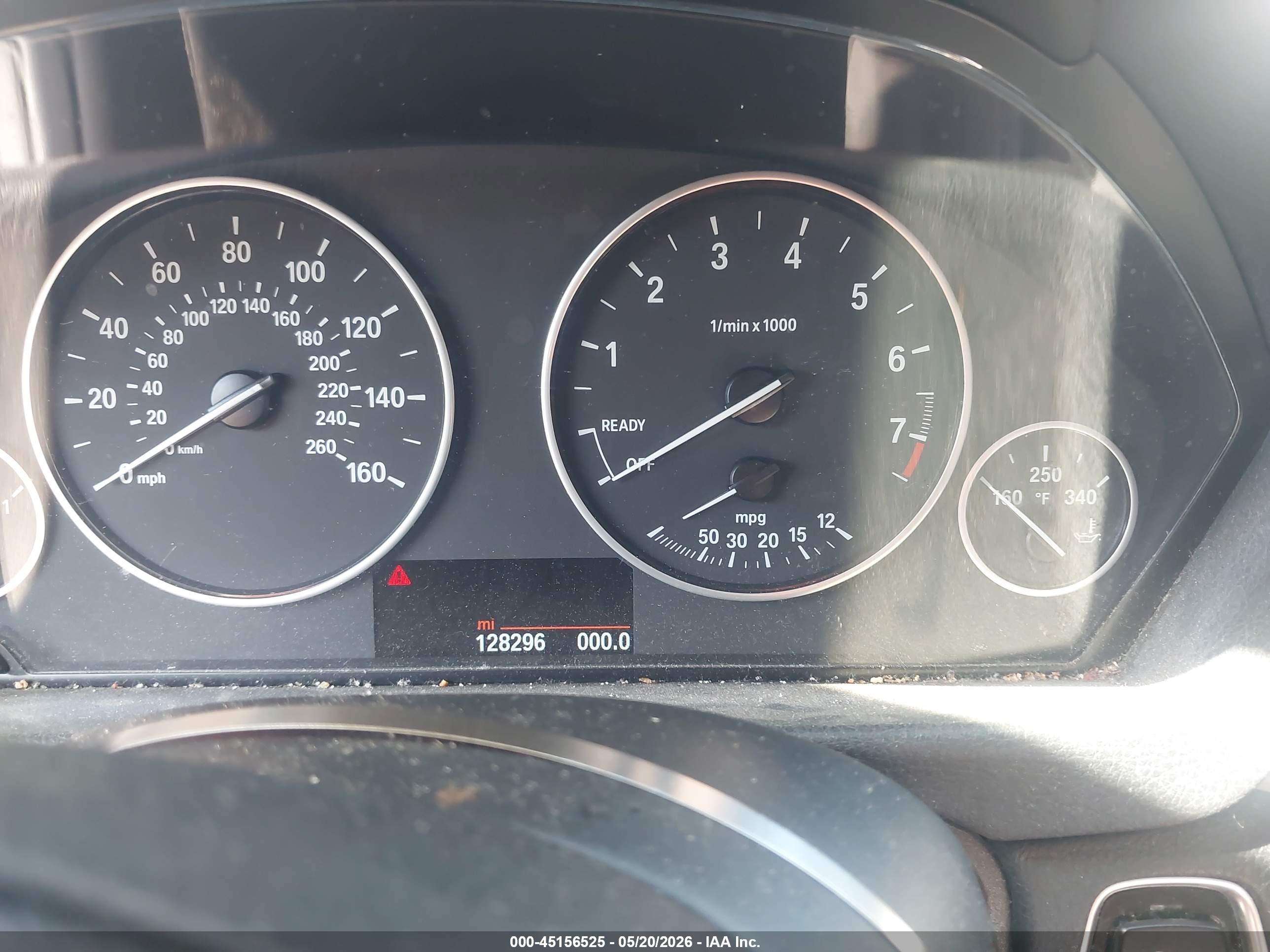 BMW 320I image 7
