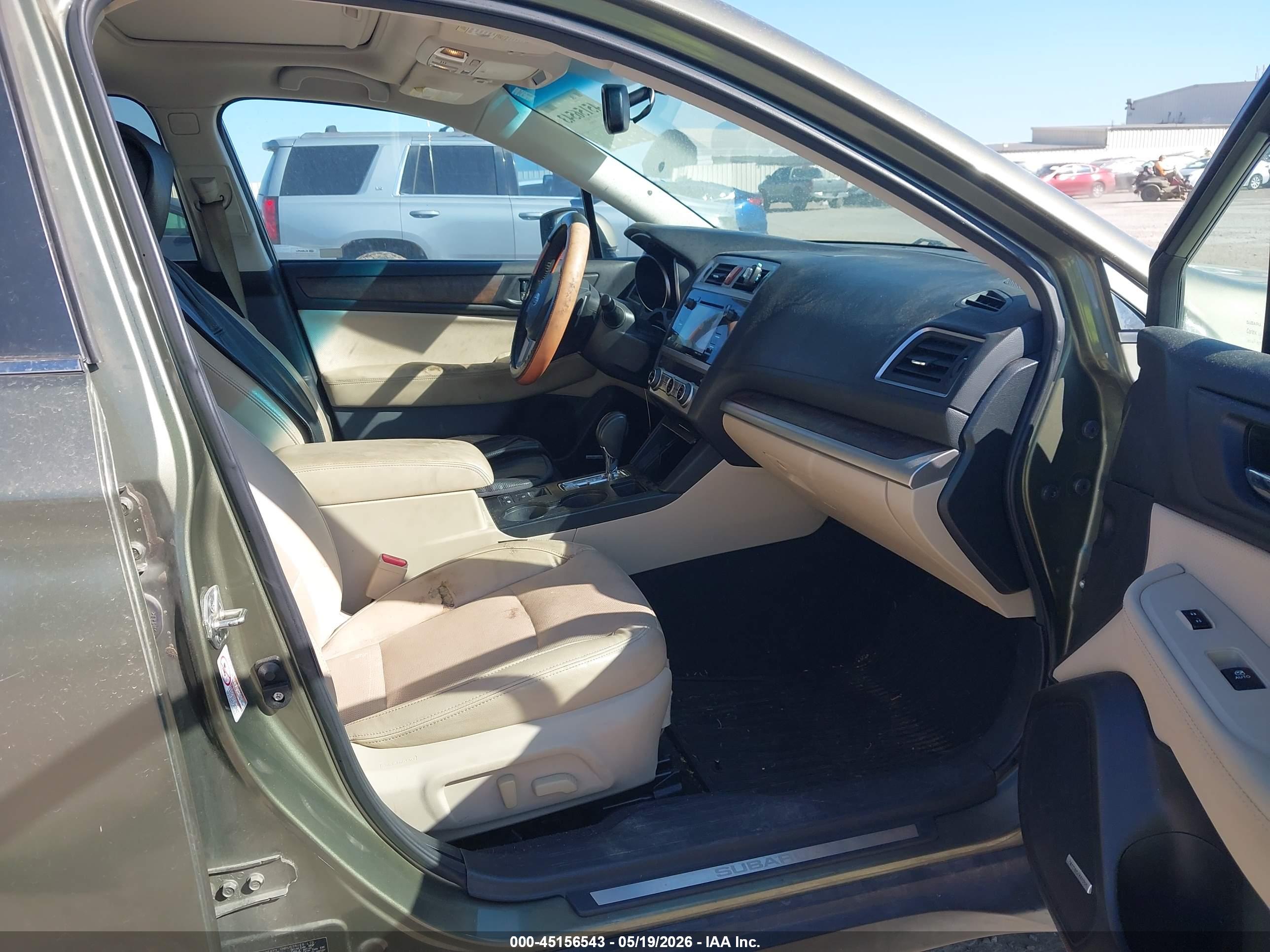SUBARU OUTBACK image 5