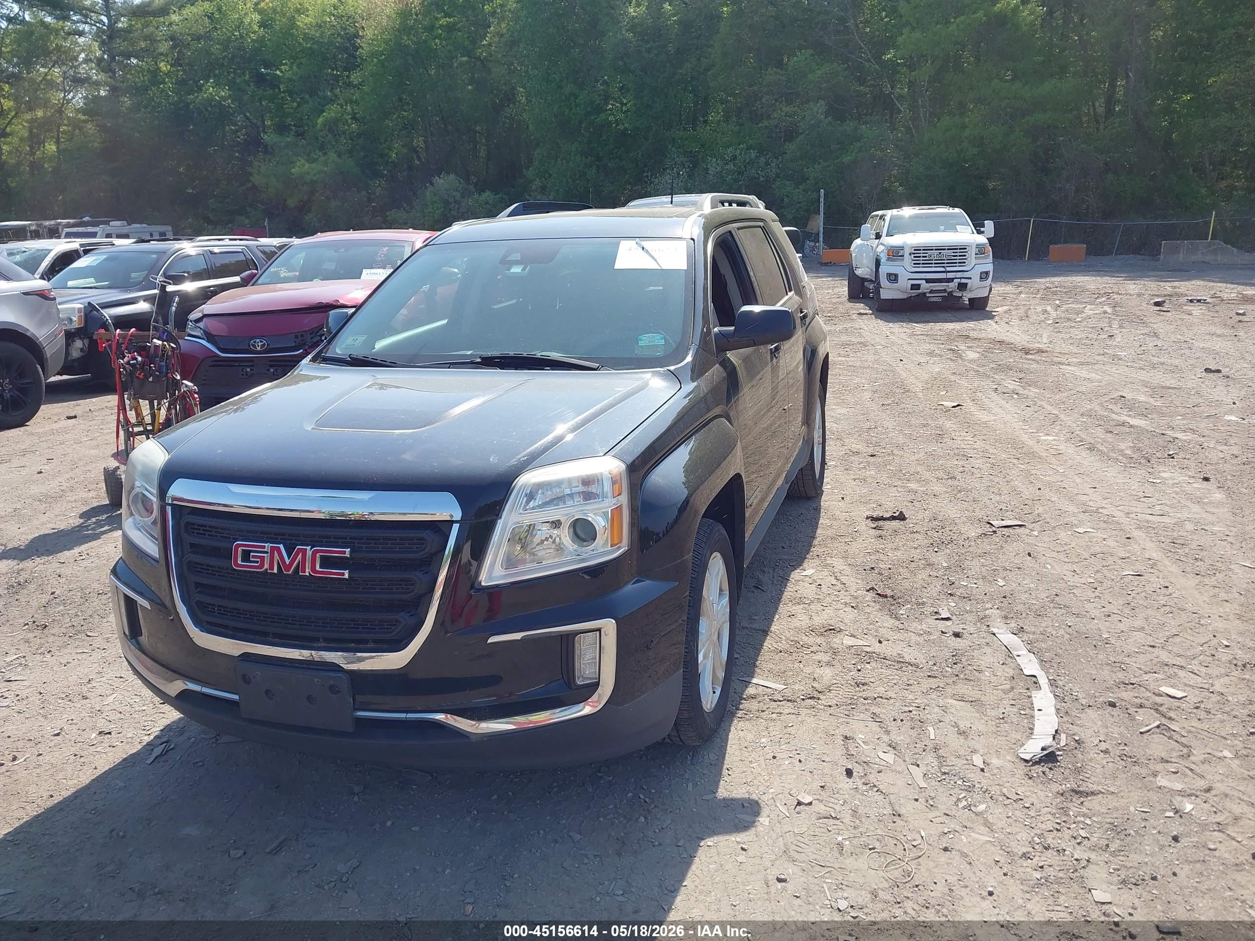 GMC TERRAIN image 2