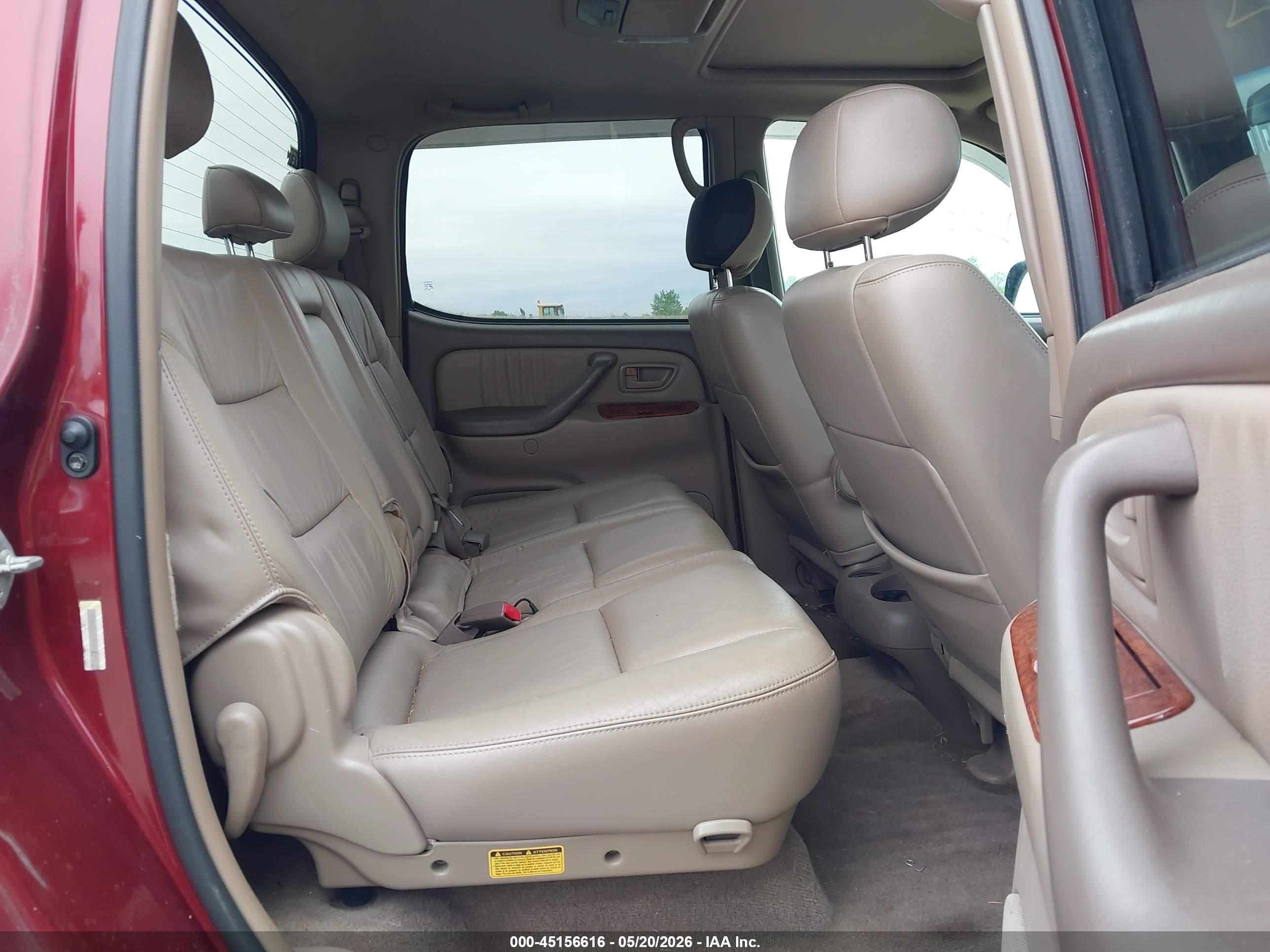 TOYOTA TUNDRA image 8