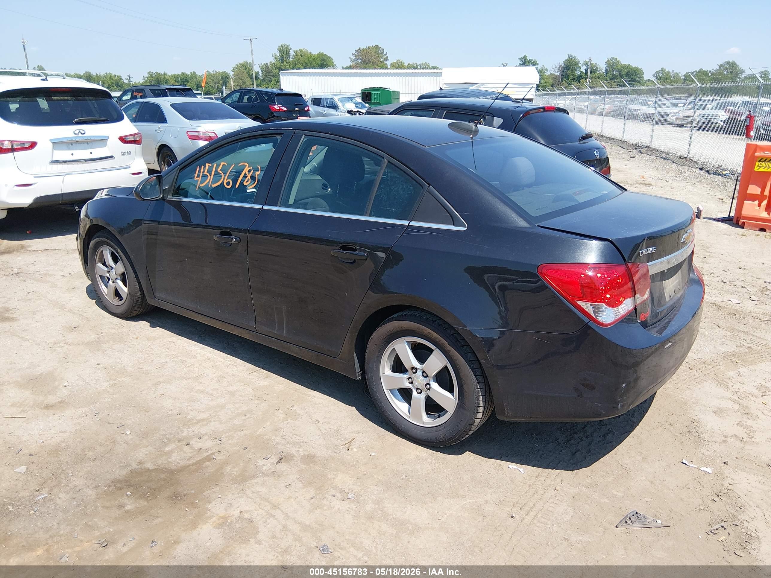 CHEVROLET CRUZE image 3