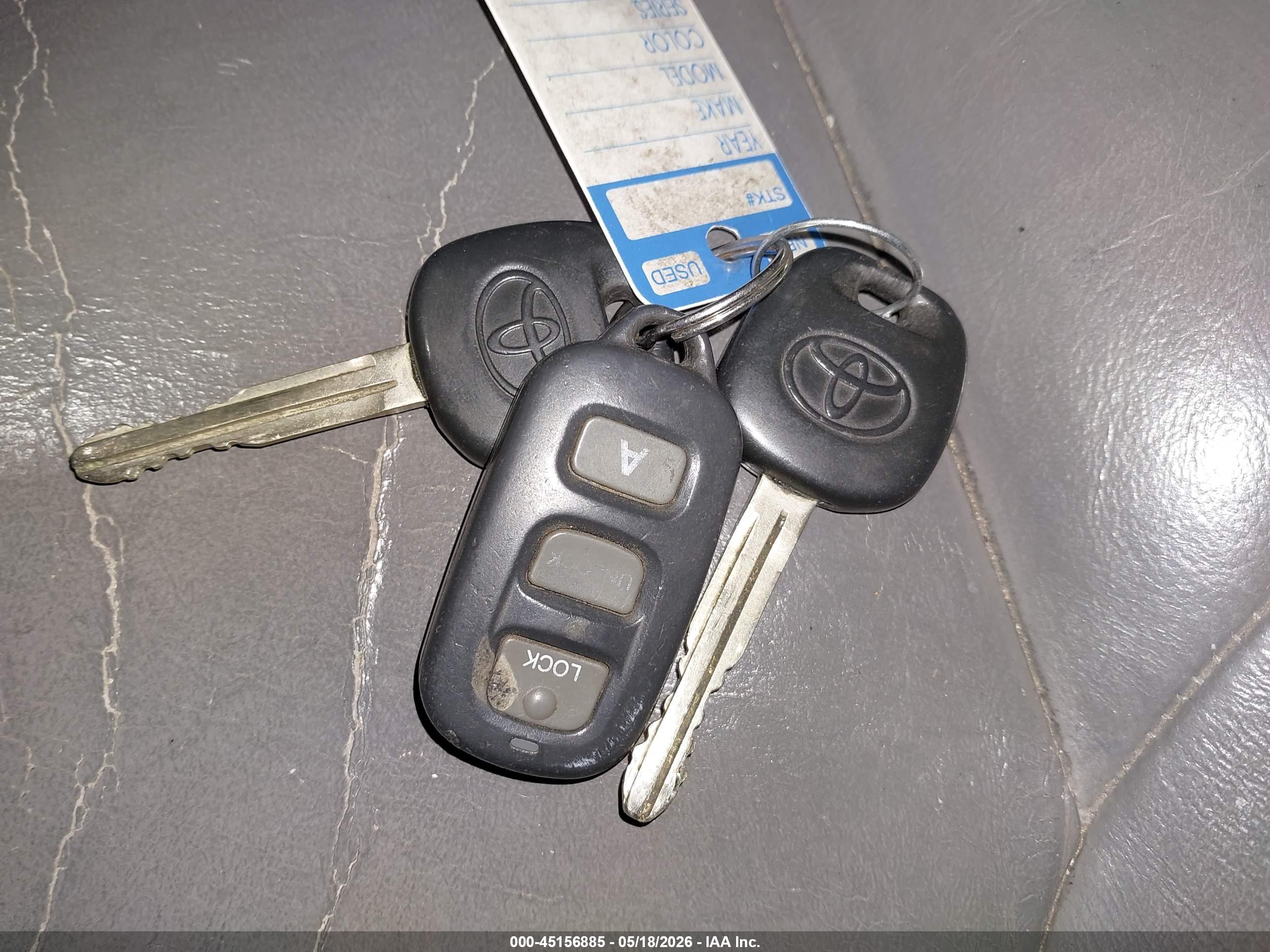 TOYOTA 4RUNNER image 11