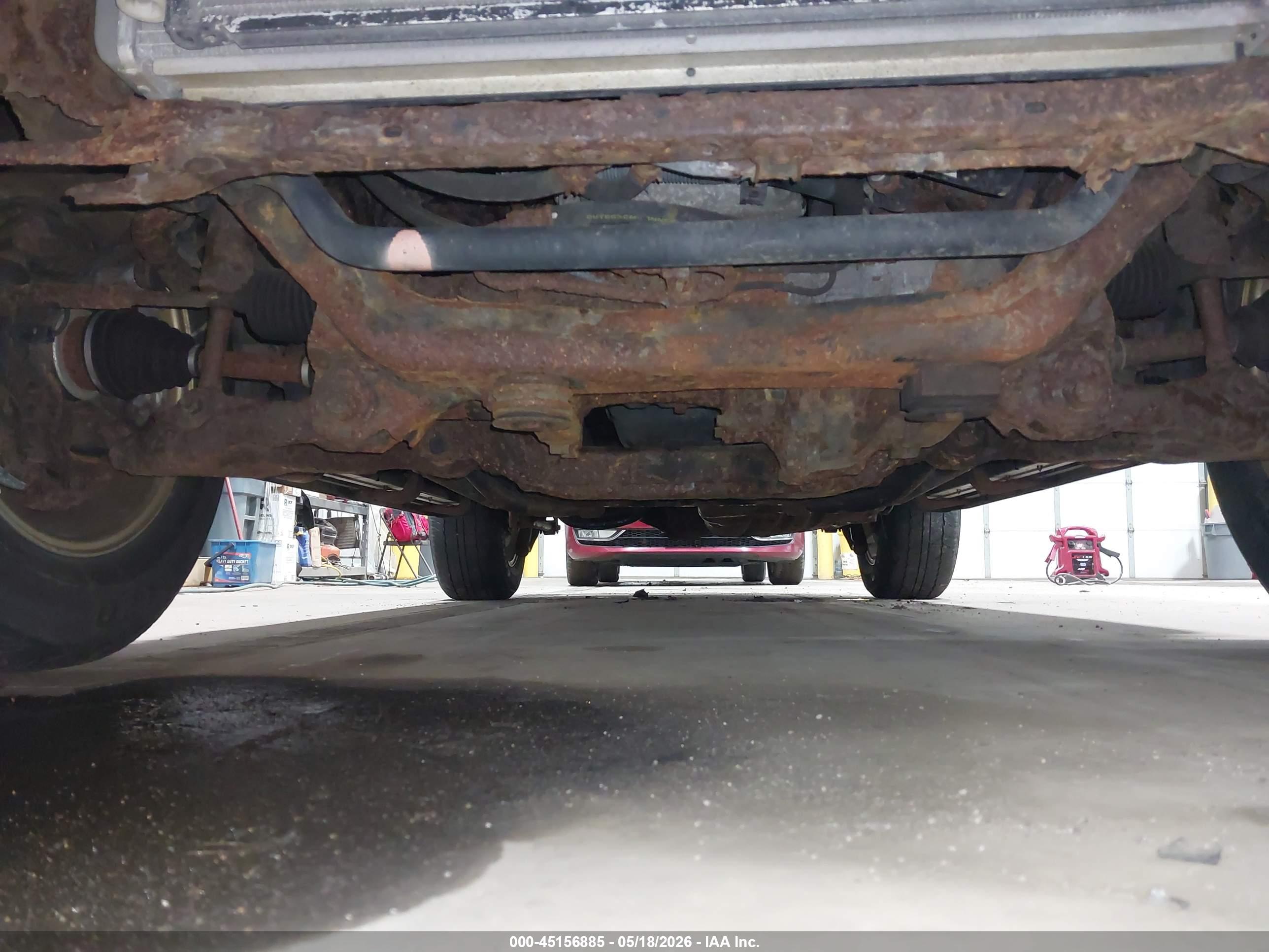 TOYOTA 4RUNNER image 6