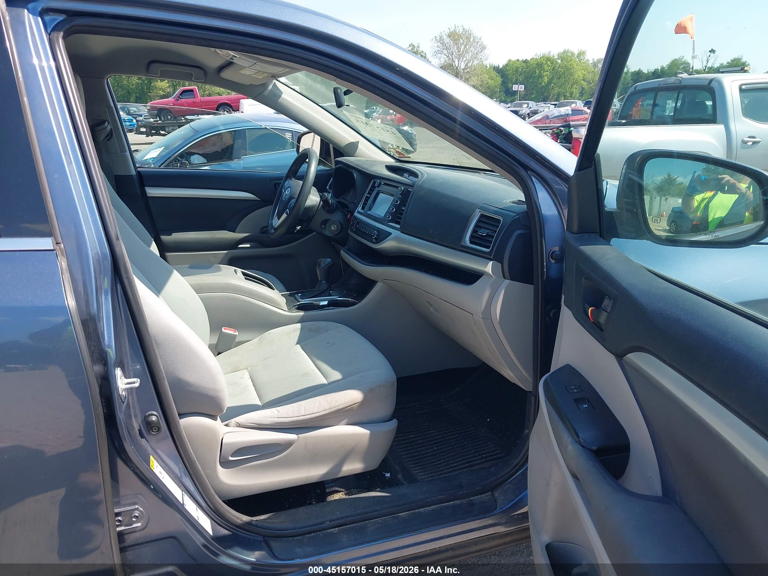 TOYOTA HIGHLANDER image 5