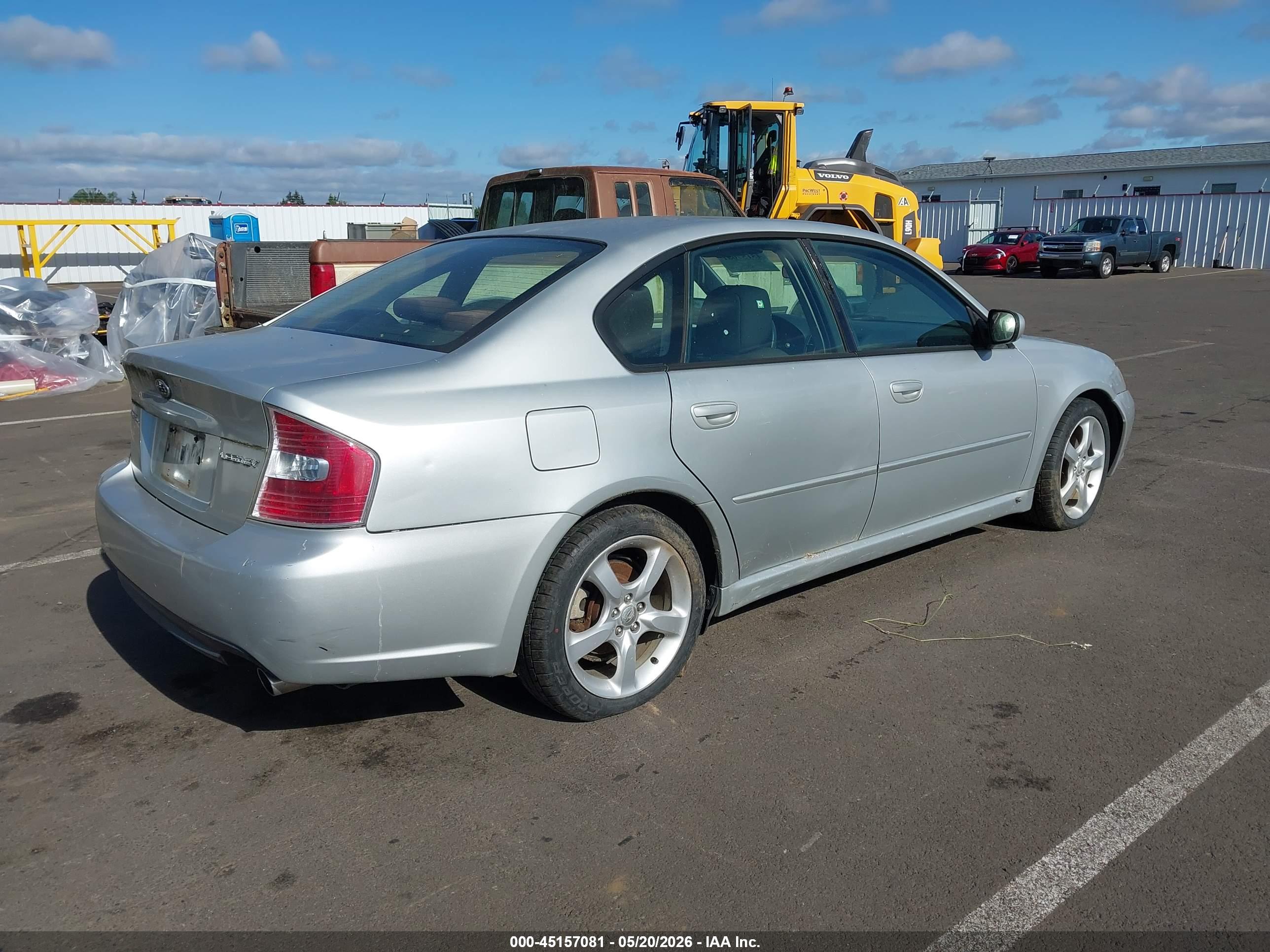 SUBARU LEGACY image 4